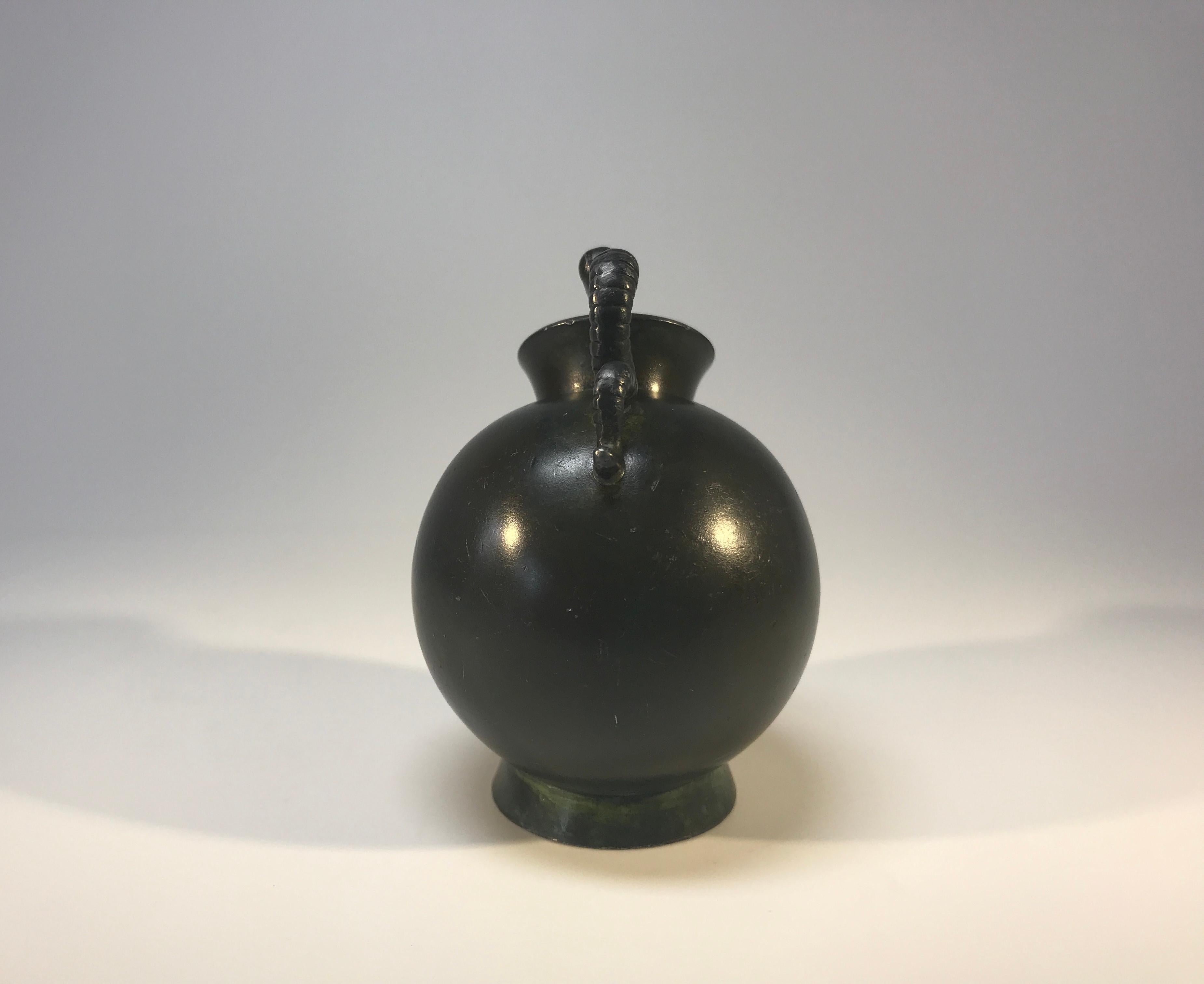 Just Andersen Bronze Patina Disko Metal 1930s Inkwell with Worm Decoration #D160 In Good Condition In Rothley, Leicestershire