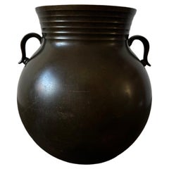 Vase en bronze Just Andersen modèle B2109