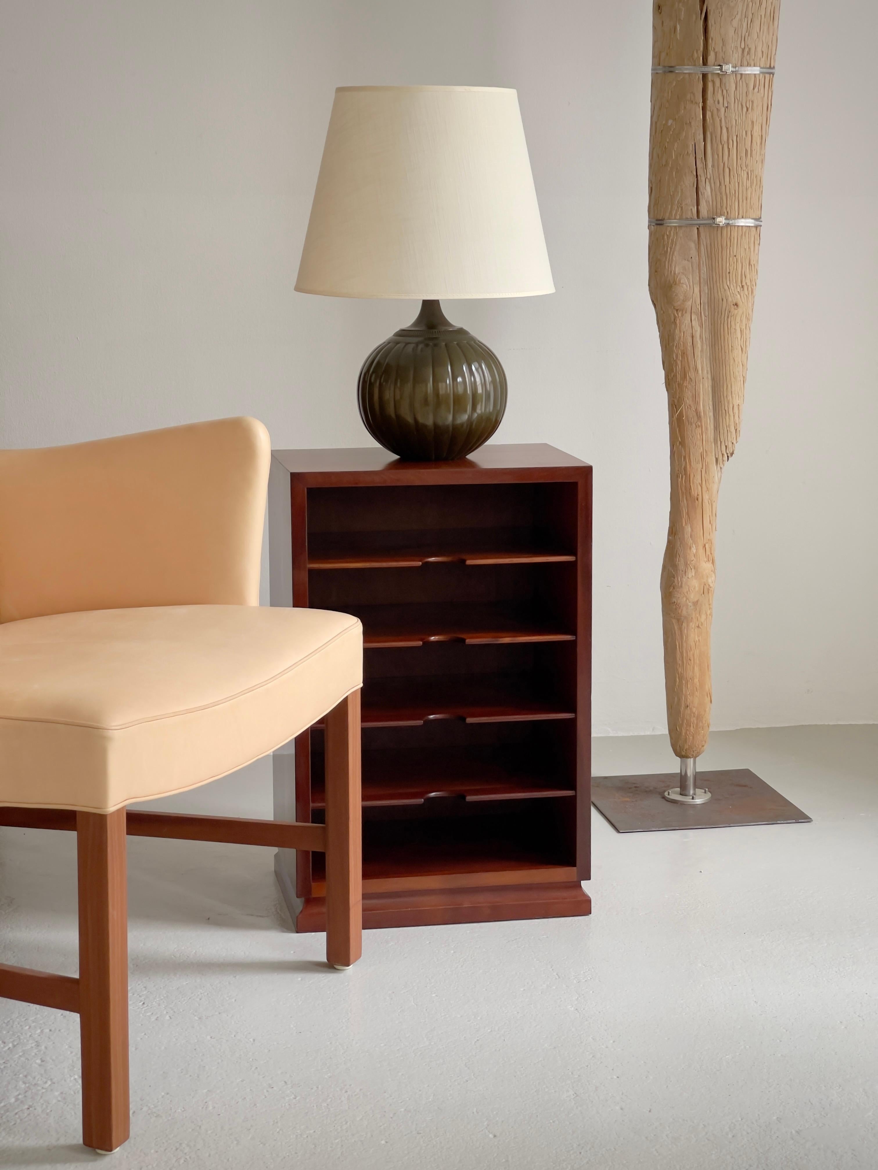 Just Andersen, Copenhague, lampe de table Artful Green des années 1930 en métal disco vert foncé. en vente 4