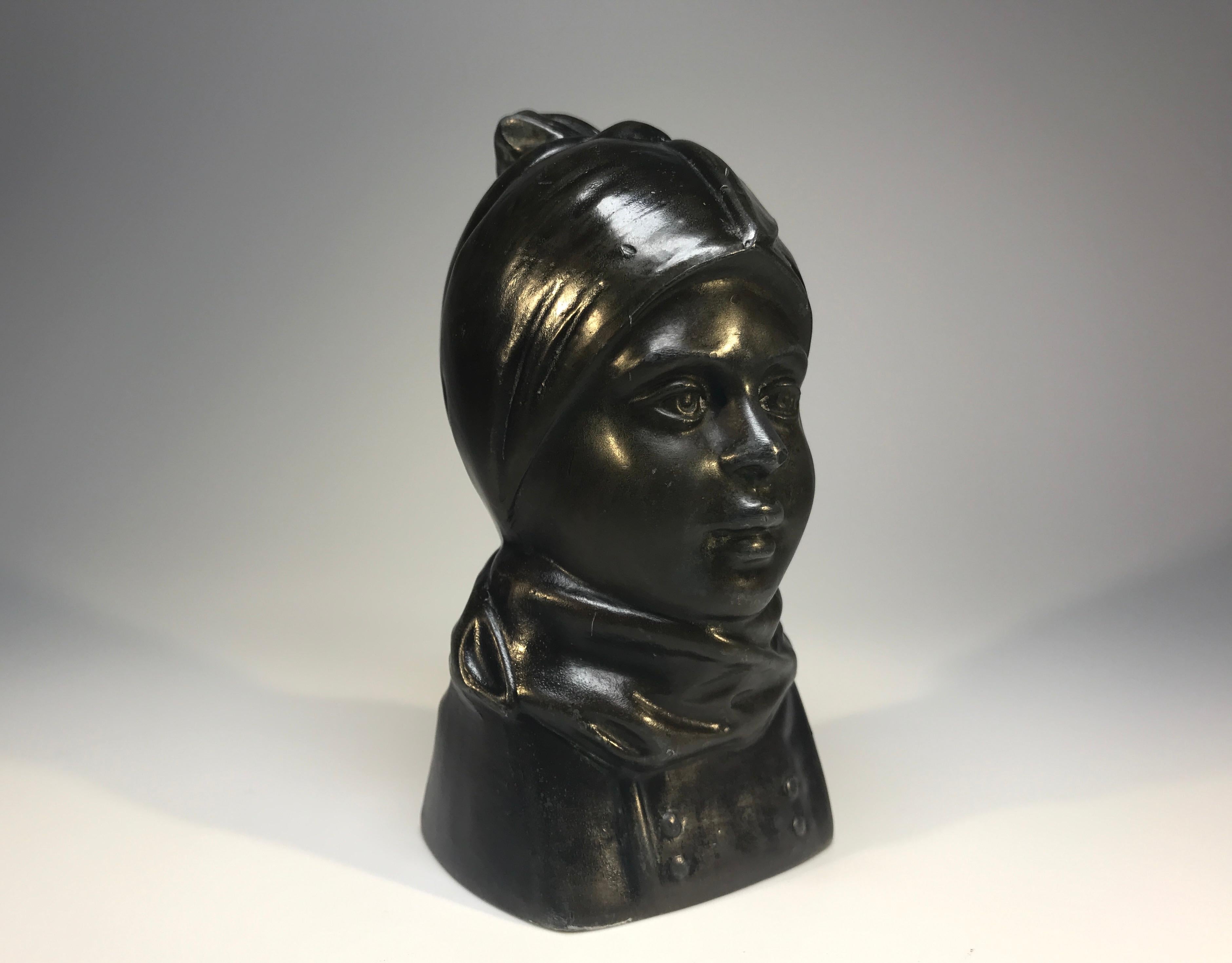 Just Andersen of Denmark bronze bust of a Fano Danish Girl designed by Carl Emil Ruge
A lovely innocent face makes this piece absolutely charming
Superb dark patina
Stamped and numbered 2111 to rear
circa 1930s
Measures: Height 4.25 inch, width 2.5