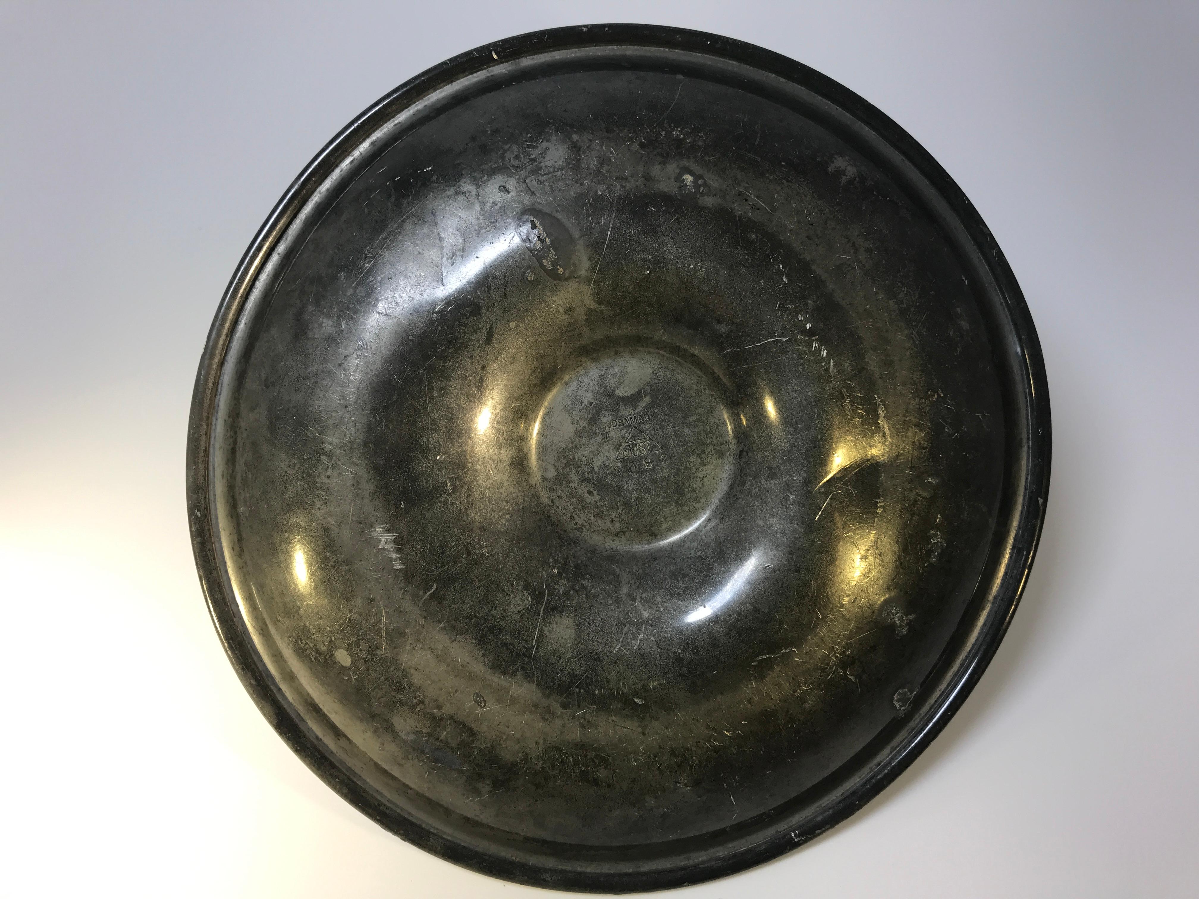 Just Andersen, Denmark 1930s Deco Pewter Stylised Bird Pipe Holder Ashtray #2062 In Good Condition In Rothley, Leicestershire