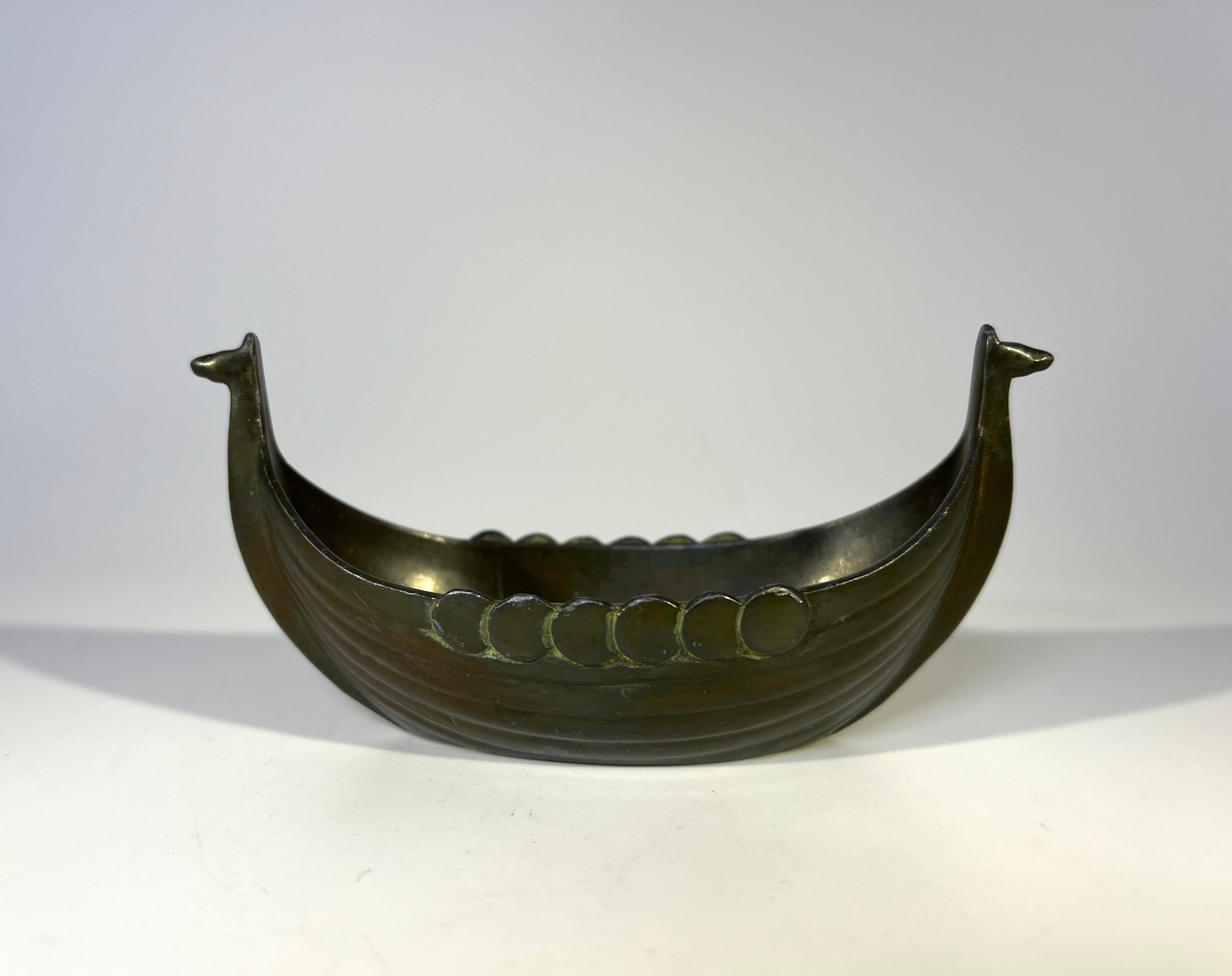 Danois Salt Viking Ship de Just Andersen en métal patiné bronze, Danemark #1109 en vente