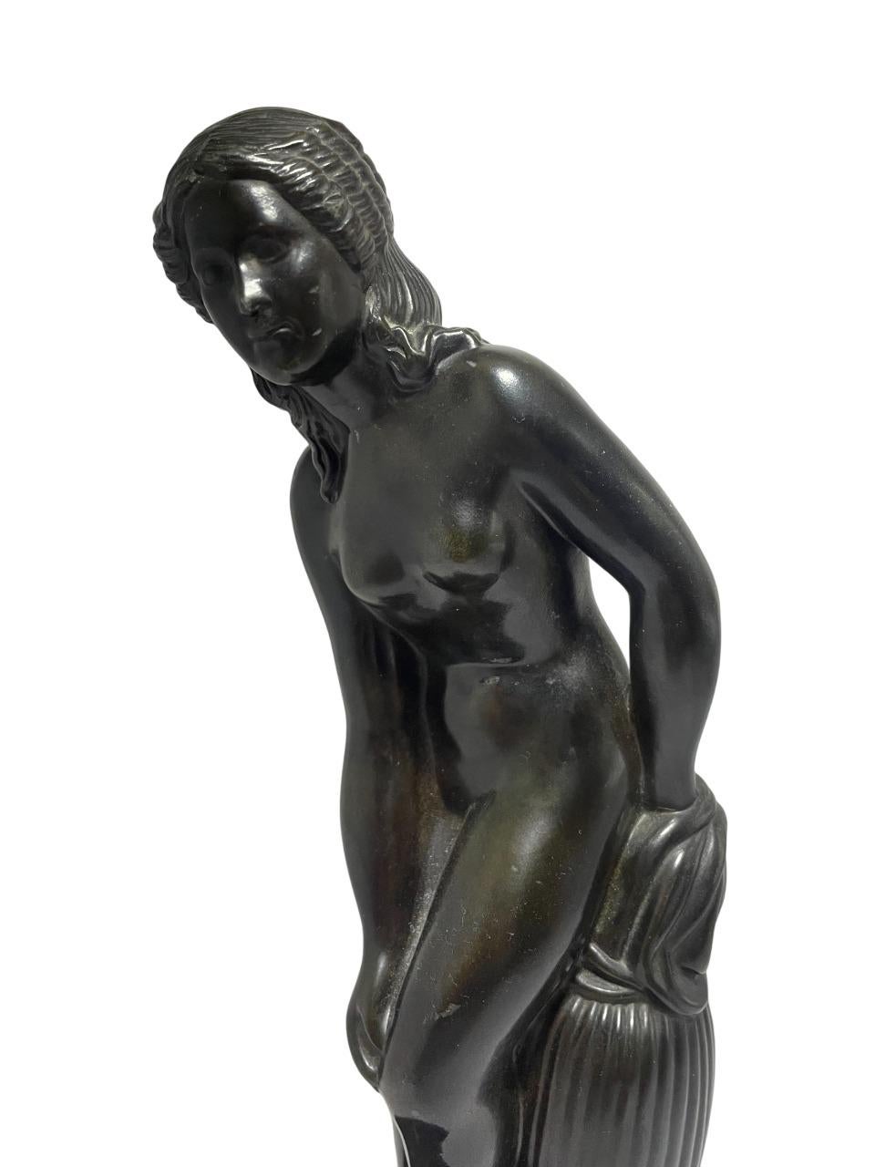 Just Andersen, Art Deco - Skulptur einer Frau 1930er Jahre (Art déco) im Angebot