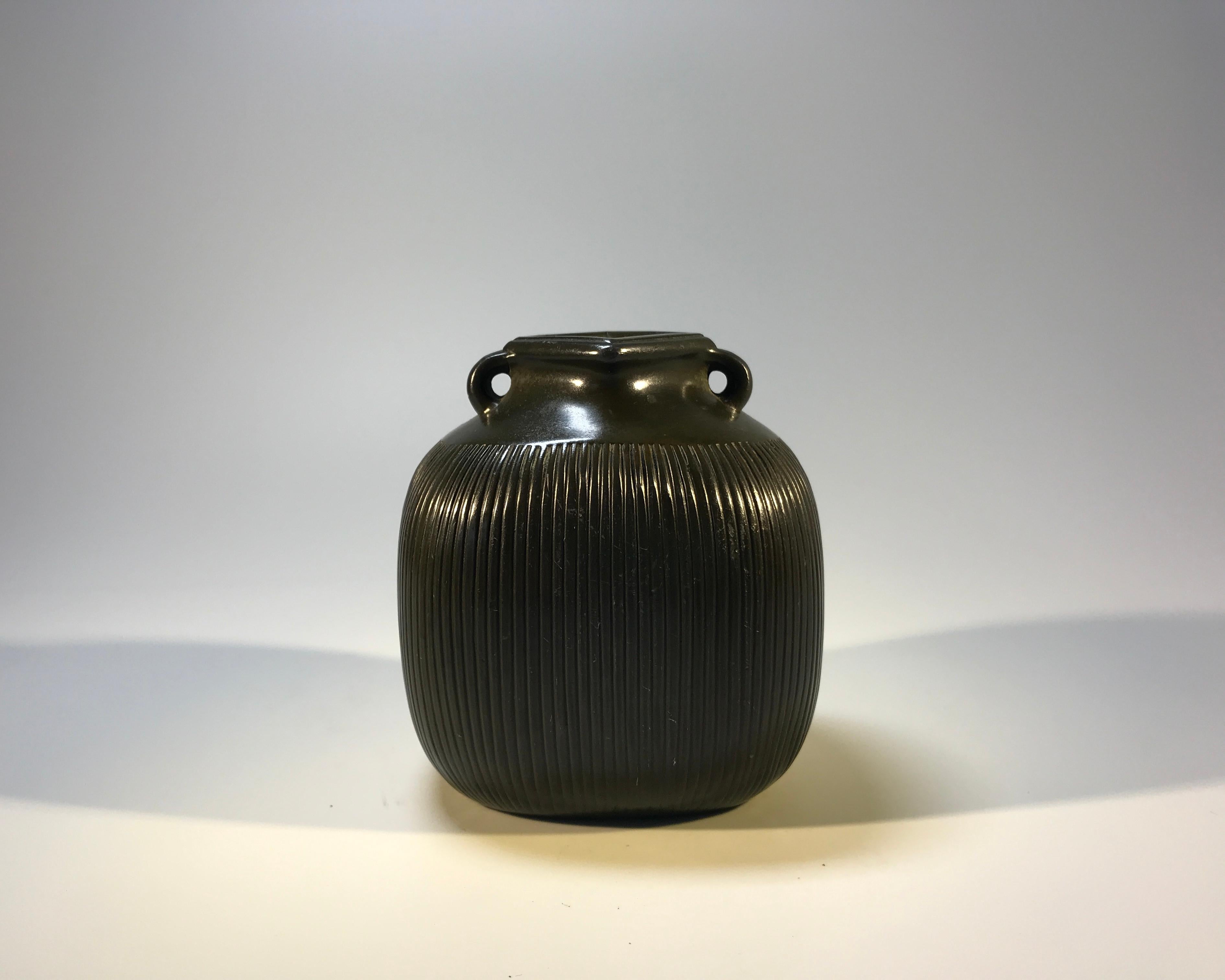 Just Andersen Disko Metal 1940 Scandinavian Ribbed Vase Square Neck #D2317 In Good Condition In Rothley, Leicestershire