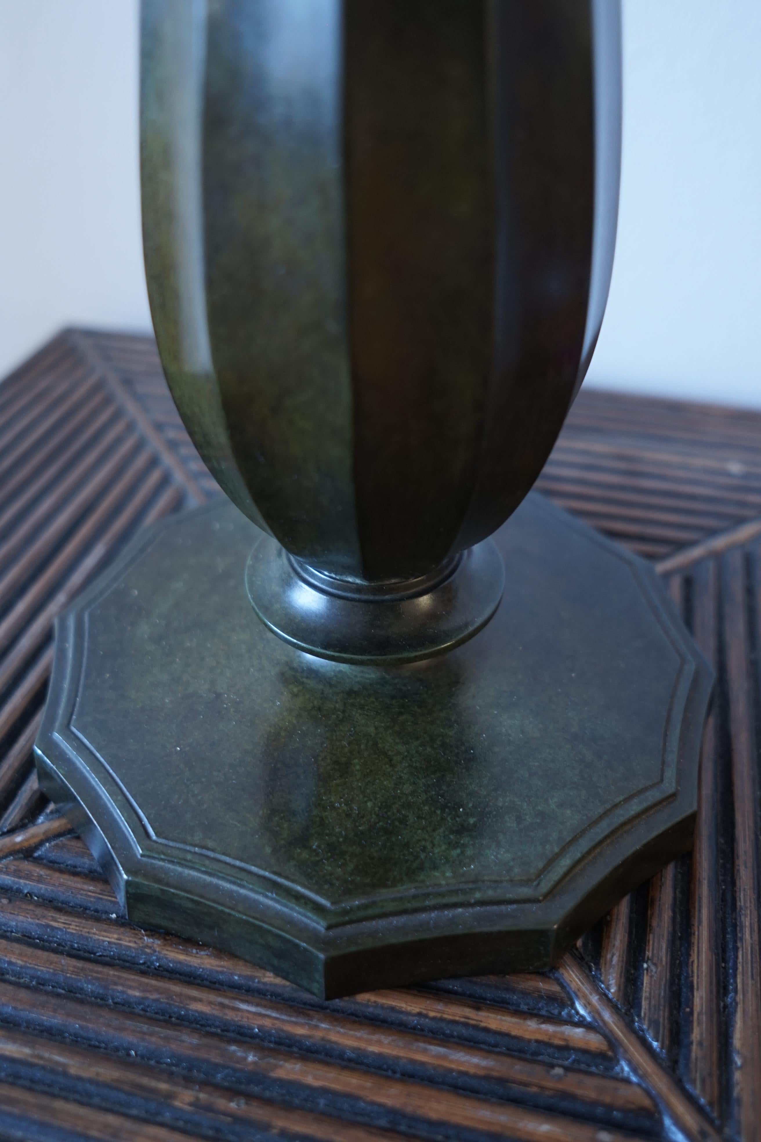 Just Andersen disko metal table lamp 1930’s In Good Condition In Valby, 84