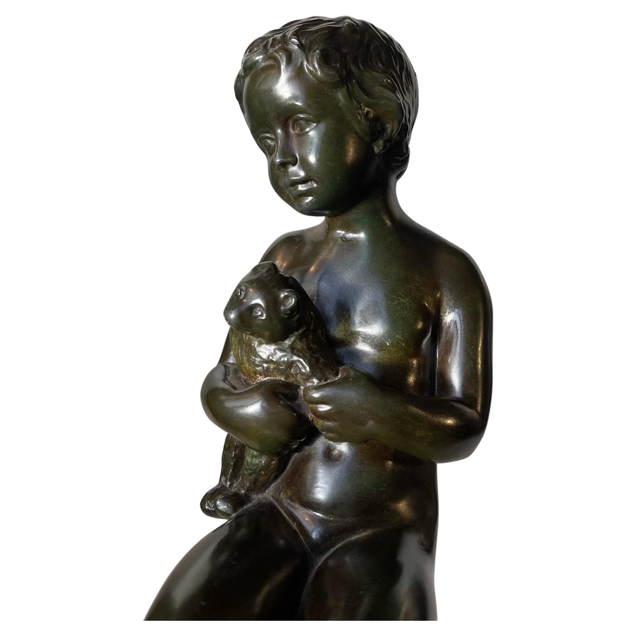Sculpture Art Déco Just Andersen & E. Borch d'un garçon avec un chérubin, années 1940 en vente