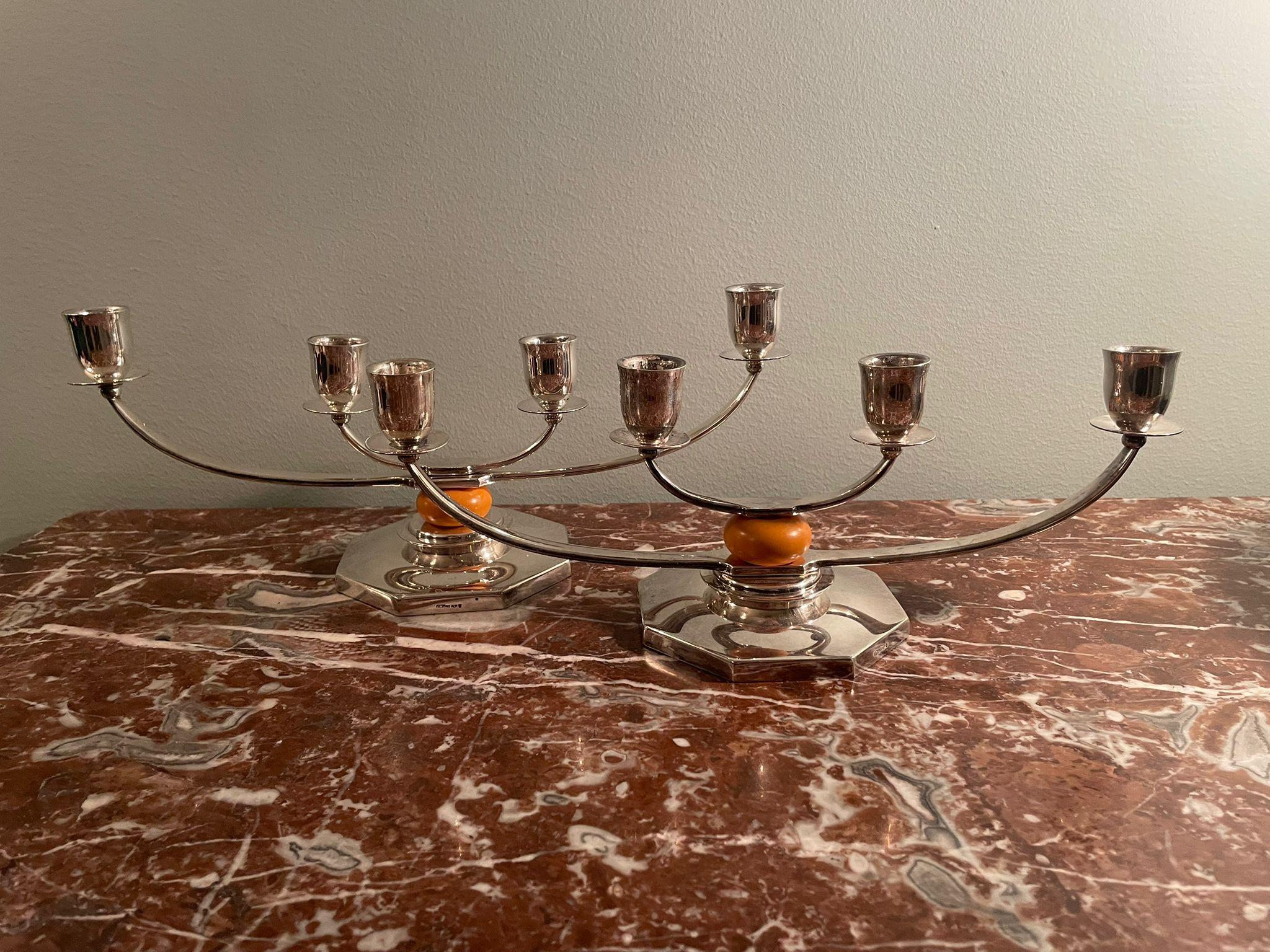 Pareja de candelabros de cinco brazos bañados en plata Just Andersen para GAB - Suecia Años 30 Art Decó en venta