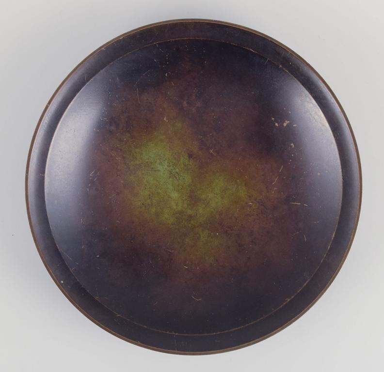 Danish Just Andersen. Large circular Art Deco bowl in patinated bronze. 1930s For Sale