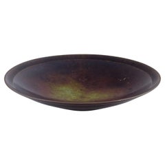 Just Andersen. Large circular Art Deco bowl in patinated bronze. 1930s