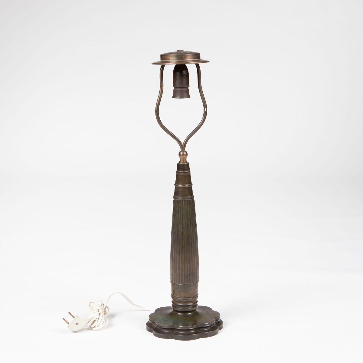 Just Andersen - Pareja De Lámparas De Mesa Art Decó De Metal Modelo 1857 en venta 5