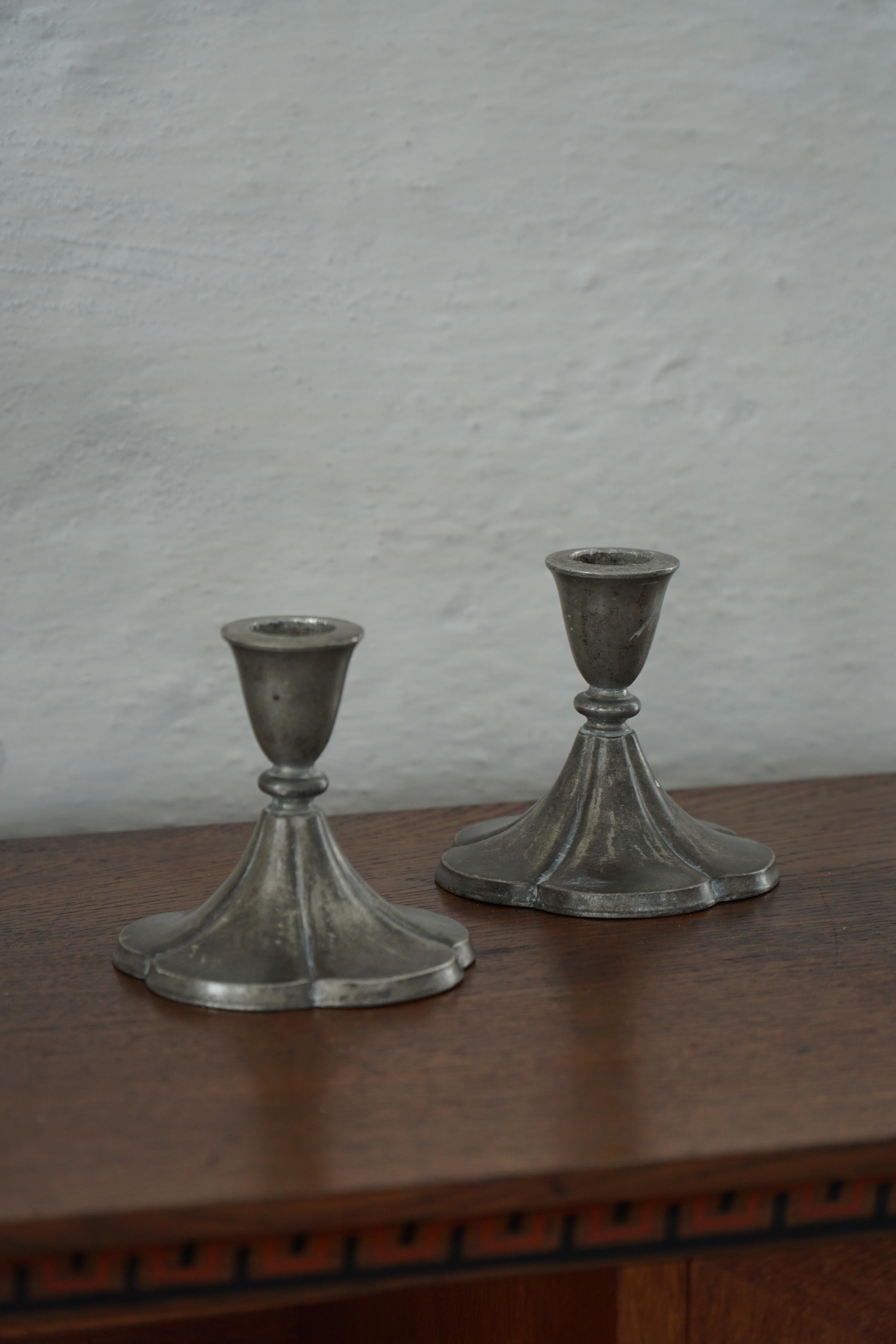 Just Andersen, Paire de bougeoirs en étain par Just Andersen, 1930, Art déco danois en vente 7