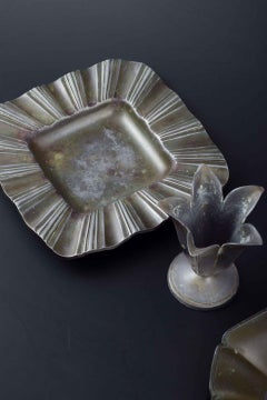 Solo Andersen. Vaso e due posacenere in peltro. Circa anni '30/'40