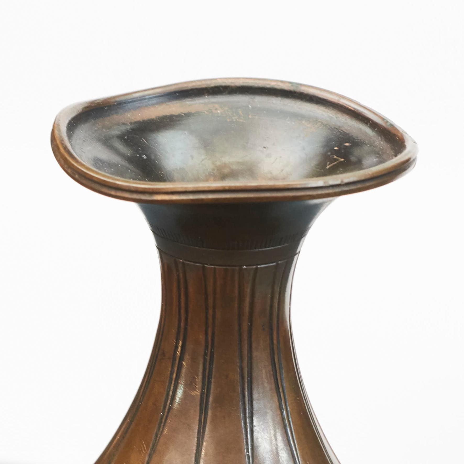 Just Andersen Vase aus patinierter Bronze (Patiniert) im Angebot