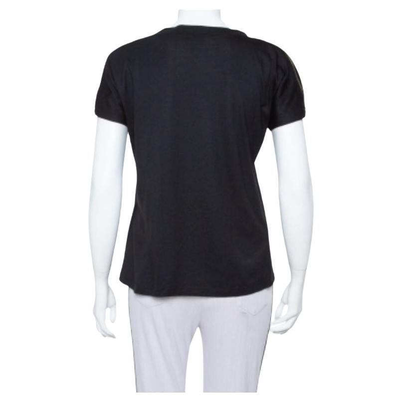 Just Cavalli Black Logo Printed Knit Zipper Detail T Shirt S In Good Condition For Sale In Dubai, Al Qouz 2