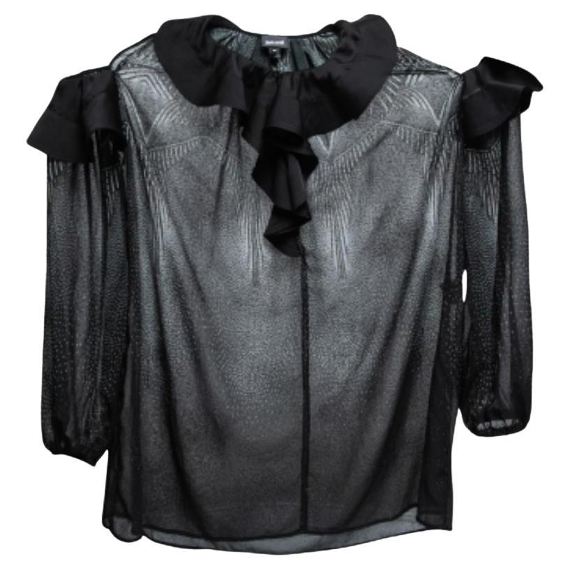 Just Cavalli Camicetta a spalla fredda in chiffon stampato nero con volant, M. I. in vendita