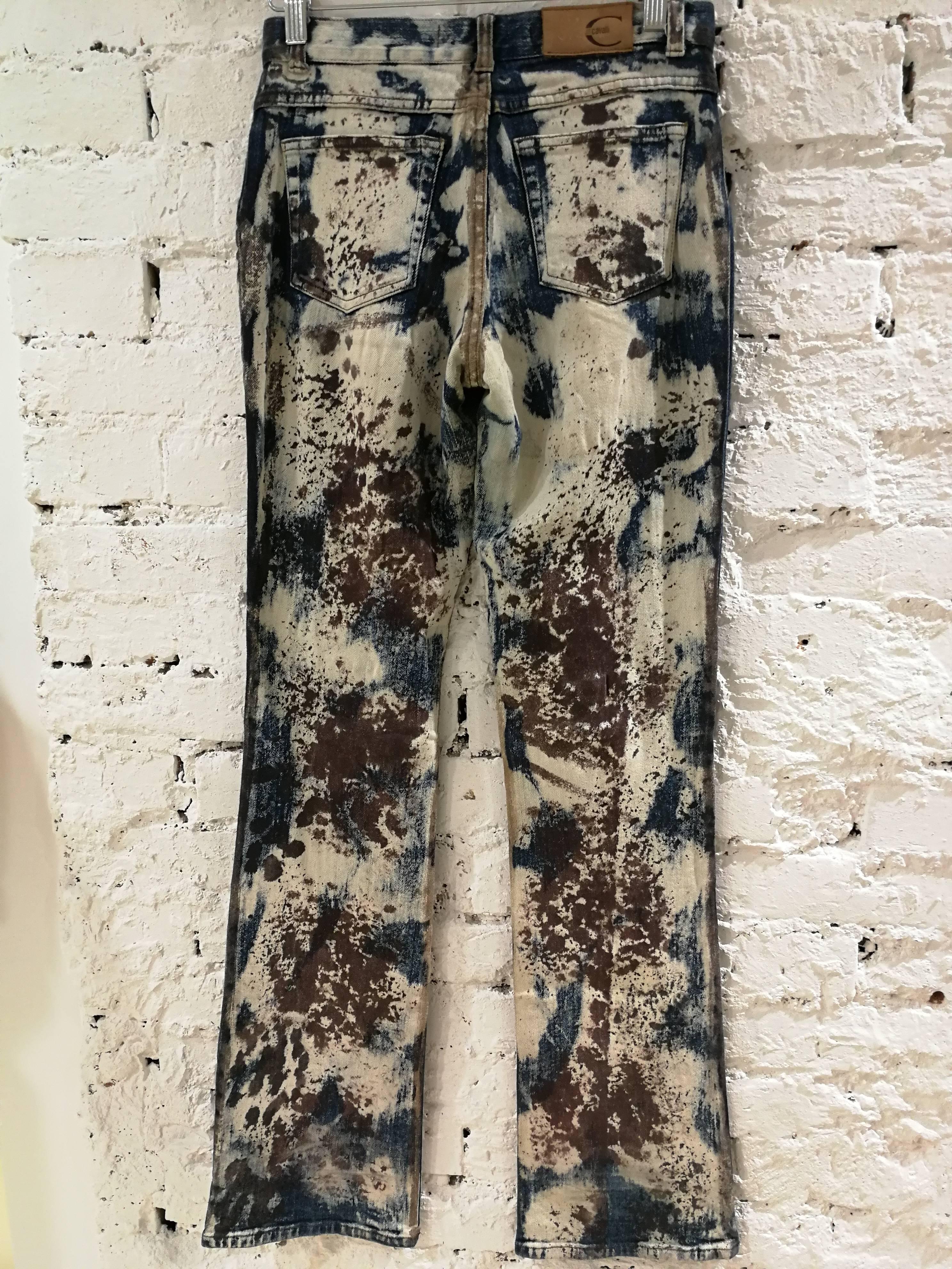 Roberto Cavalli multicoloured Denim Trousers

totally made in italy in denim white and brown tone

Size Jeans 26 it 40

Total lenght 107 cm

Waist 68 cm
