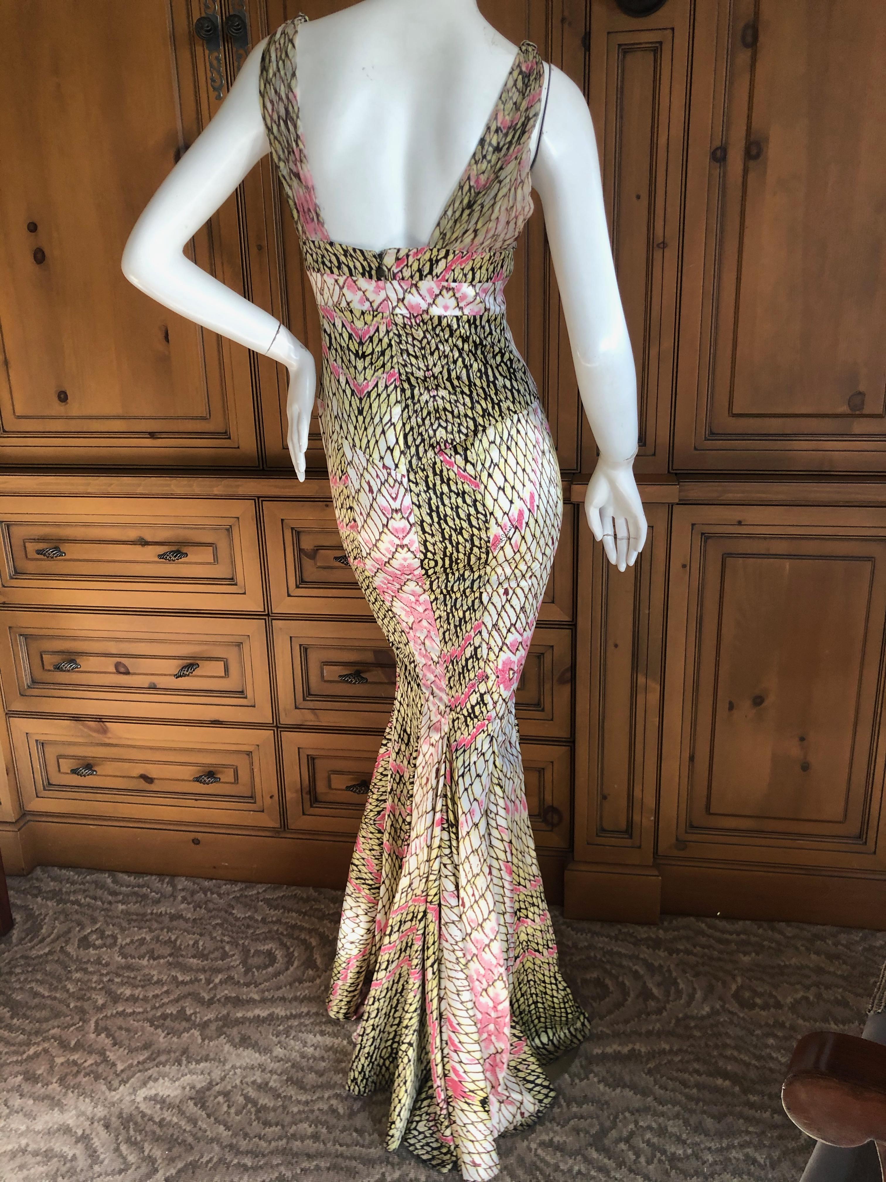 Just Cavalli by Roberto Cavalli Reptile Print Fishtail Mermaid Gown
This is so pretty, with a mermaid fishtail back.
Size 40, but runs small
Bust 34