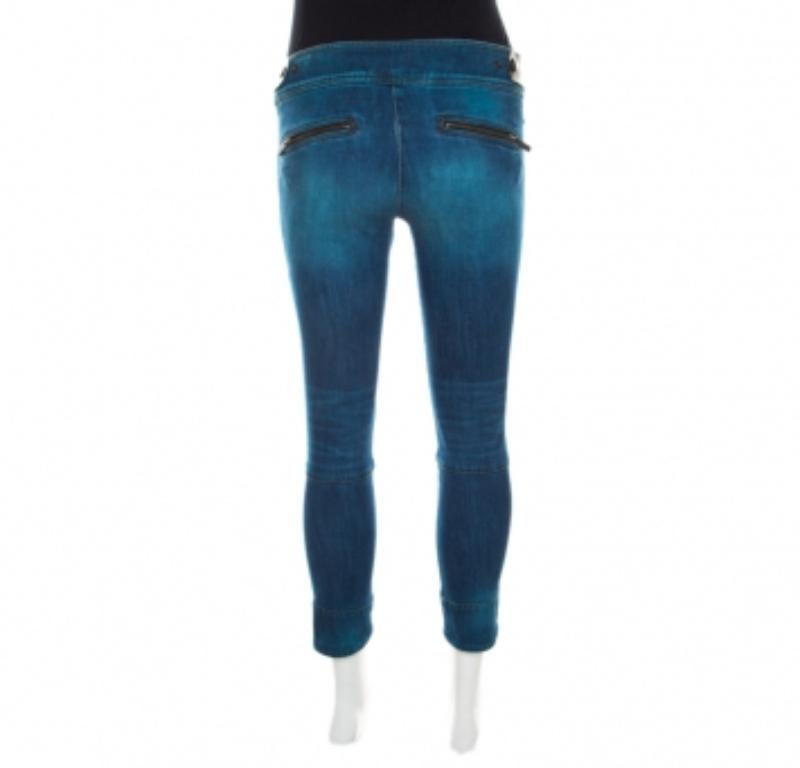 Bleu Just Cavalli, jean délavé indigo avec fermeture éclair S en vente