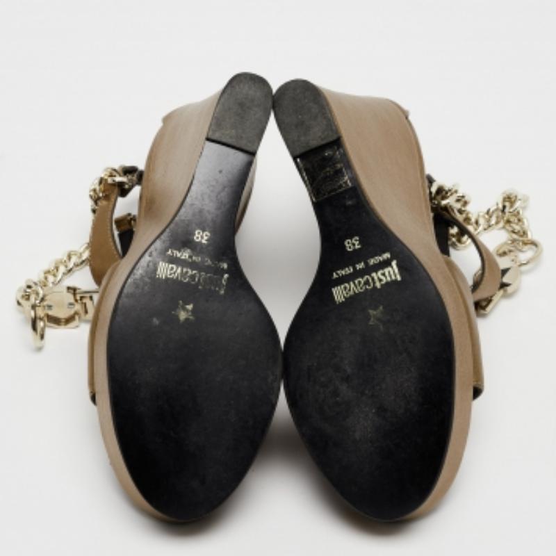 Just Cavalli Metallic Gold Leder Keil Riemchensandalen Größe 38 im Angebot 1