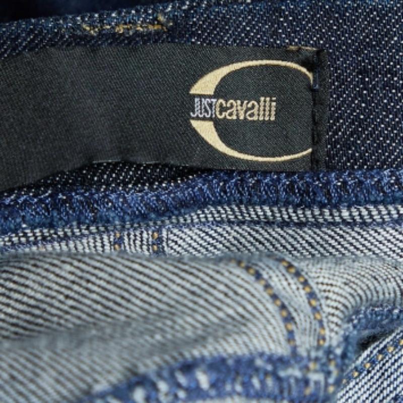 Just Cavalli Vaqueros azul marino de pierna estrecha M Cintura 34 en Bueno estado para la venta en Dubai, Al Qouz 2