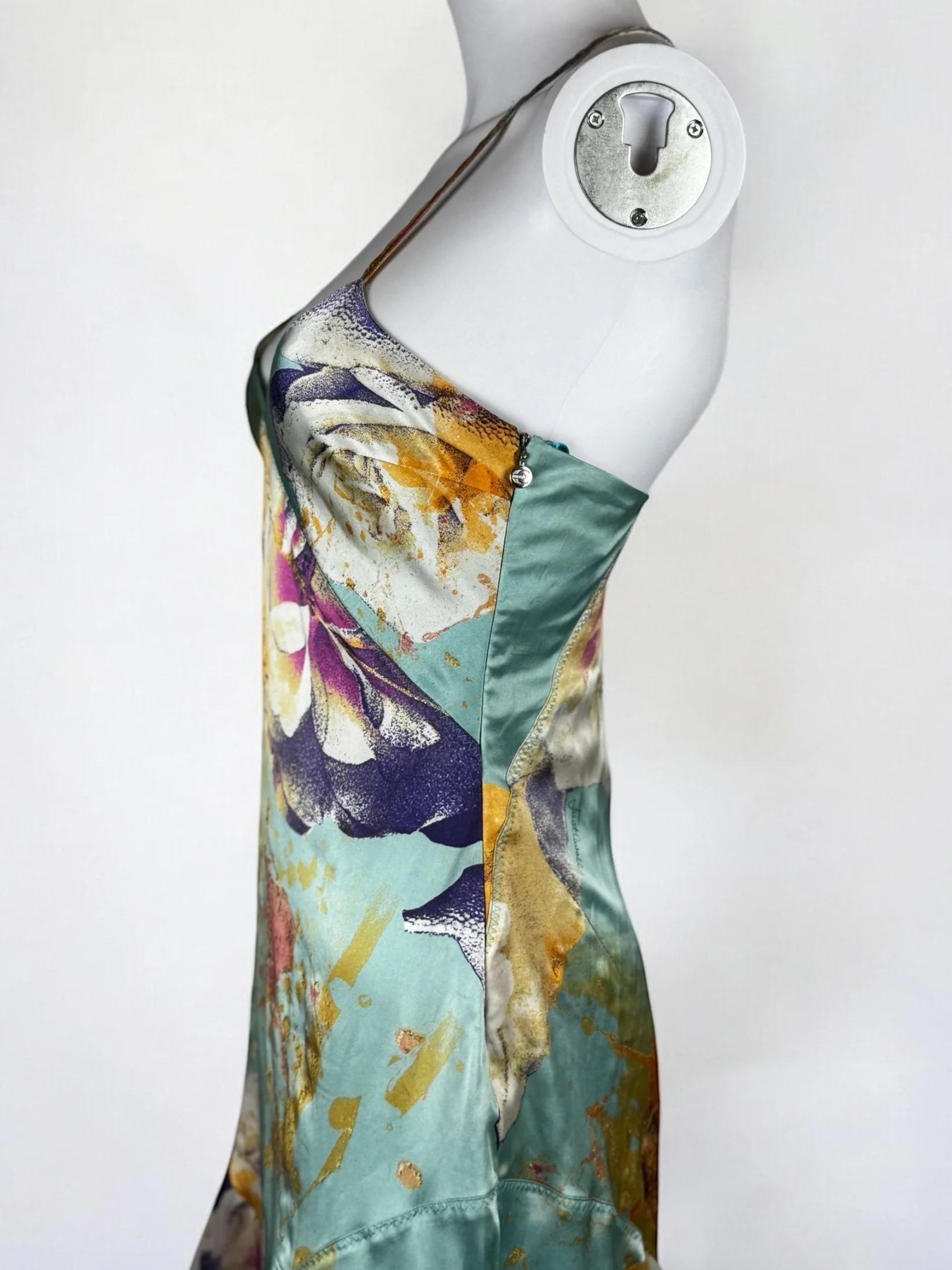Vestido floral de seda Just Cavalli, c. 2004 en venta 1