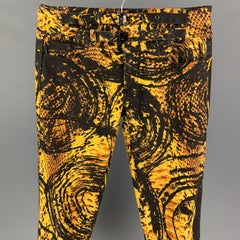 JUST CAVALLI Size 29 Yellow Black Graphic Print Cotton Zip Casual Pants