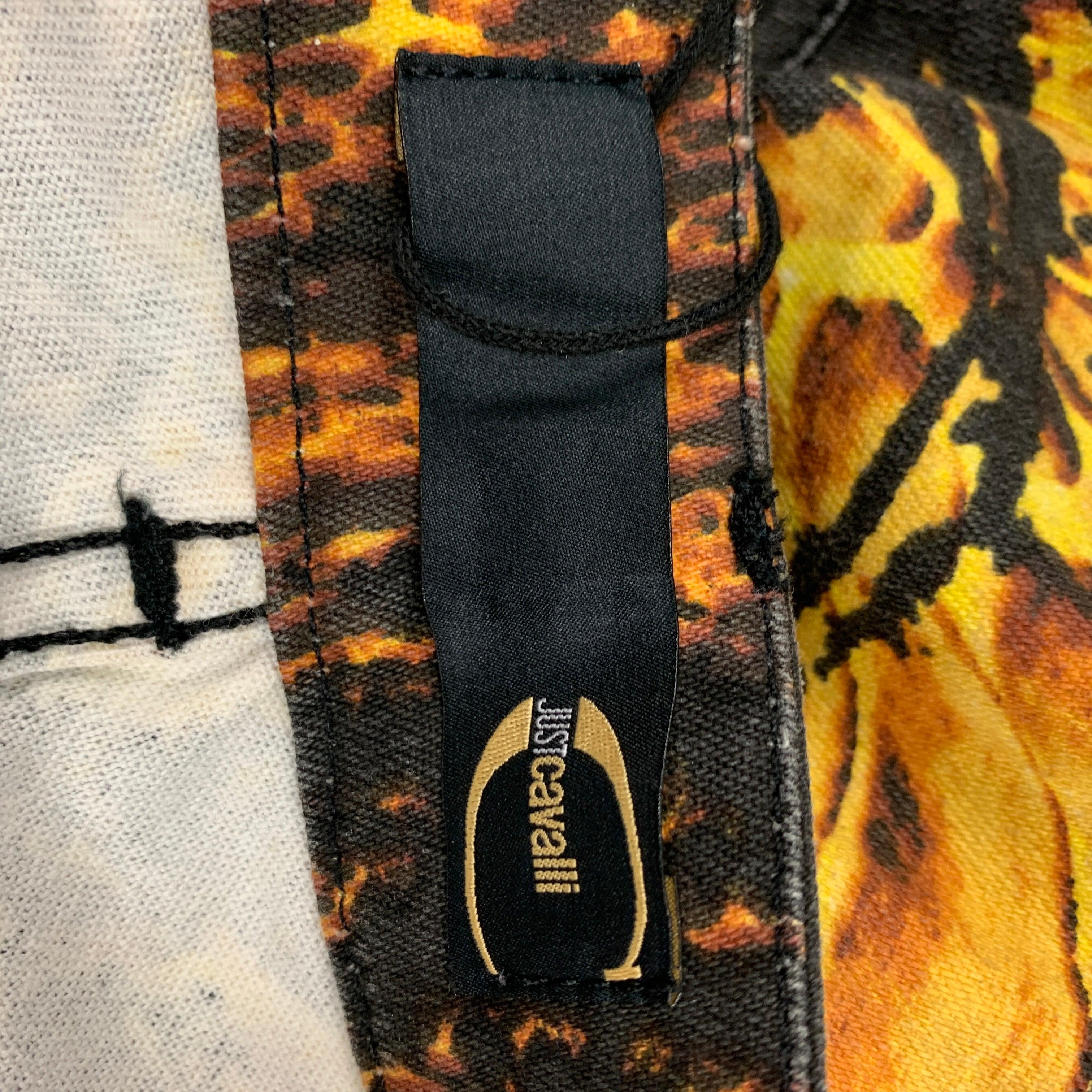 Just Cavalli Taille 29 Pantalon décontracté en coton zippé imprimé graphique jaune et noir en vente 2