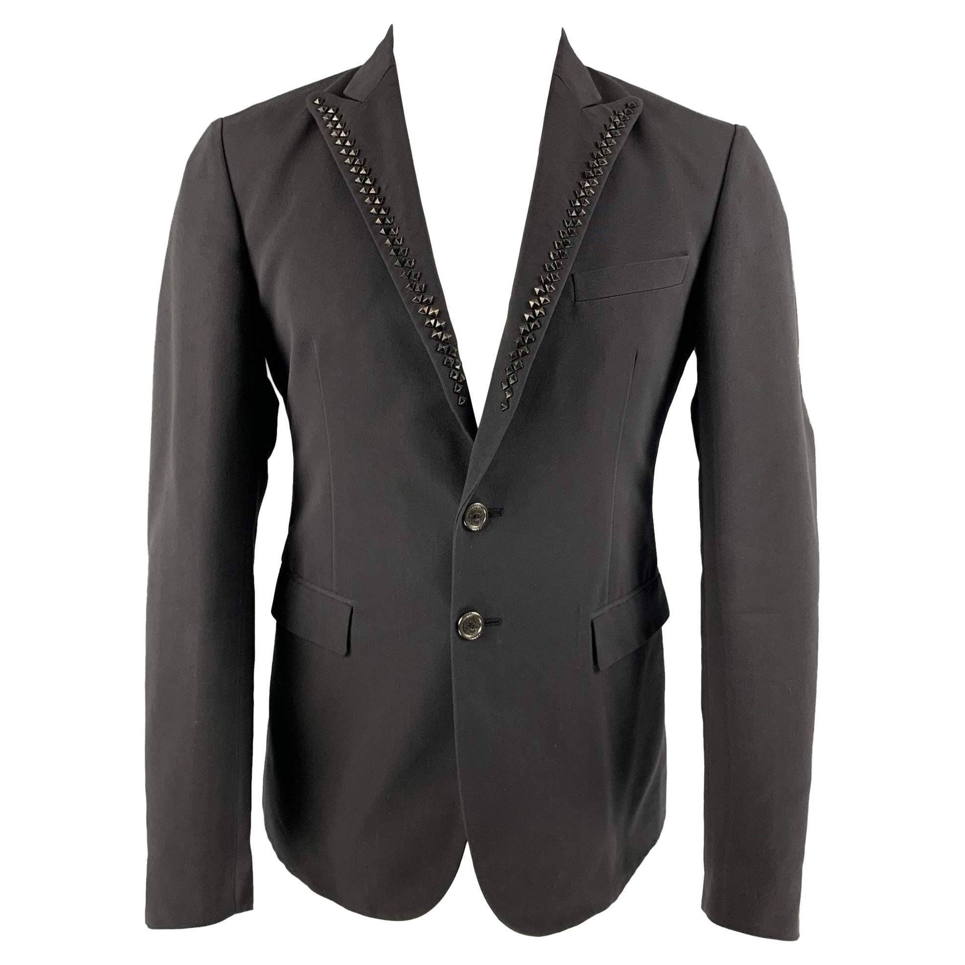 Just Cavalli Taille 38 Manteau de sport en coton noir clouté à revers en pointe en vente