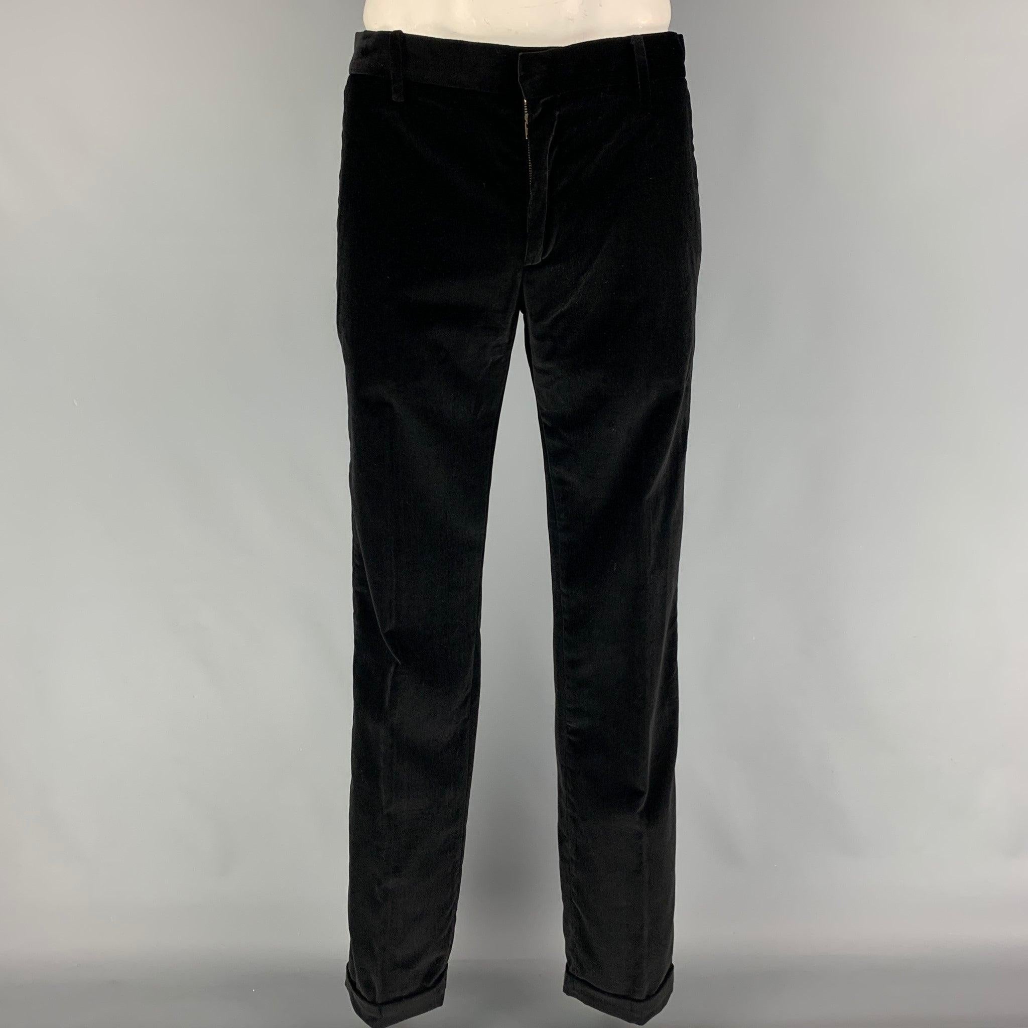 JUST CAVALLI Size 44 Black Velvet Cotton Velvet Notch Lapel Suit For Sale 2