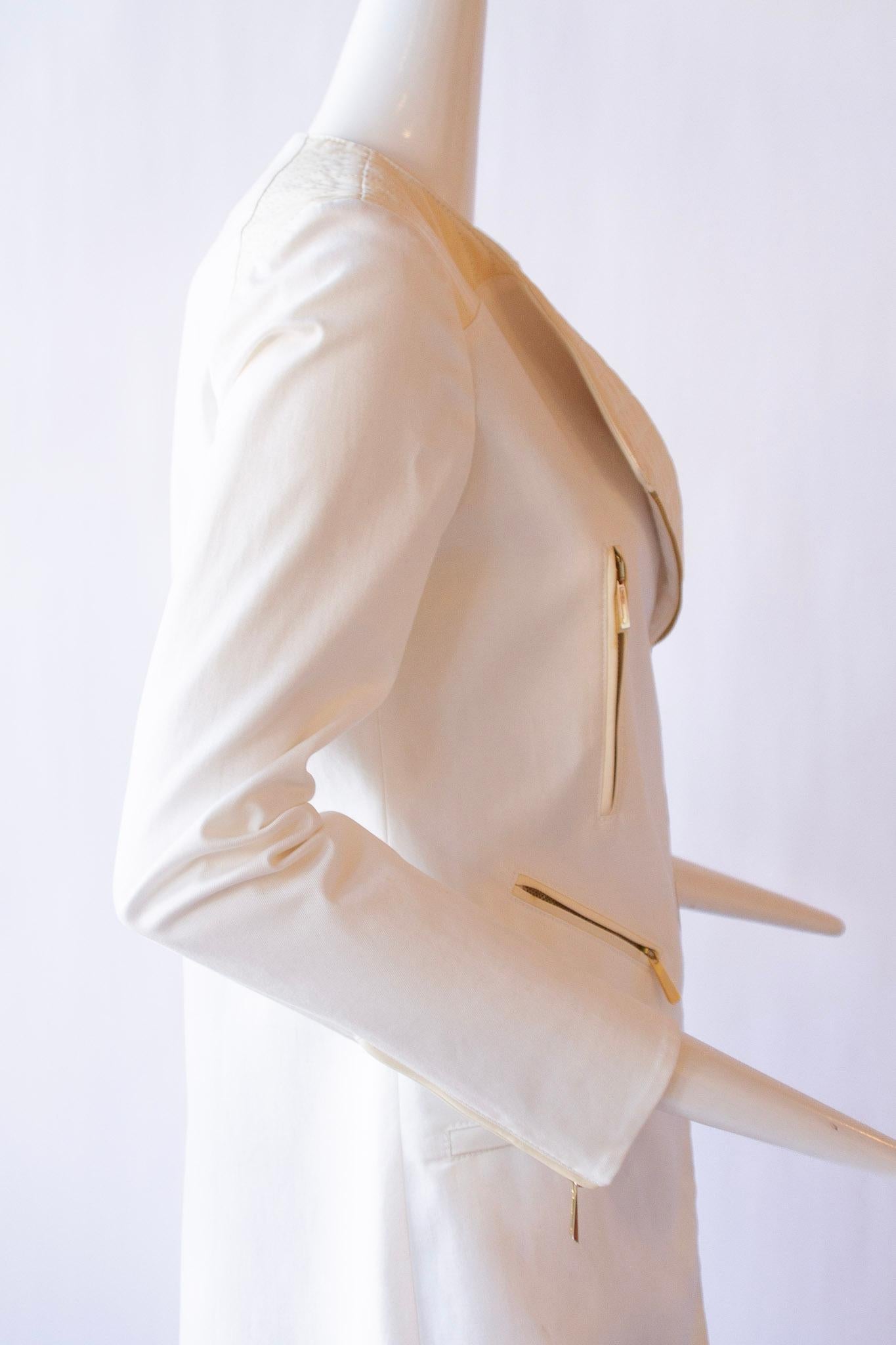 Just Cavalli White Draper Coat  For Sale 5