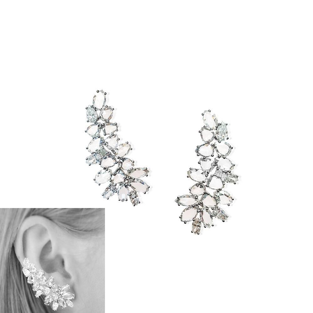Taglio marquise Orecchini a foglia con diamante naturale da poco meno di 10 carati in oro 18 carati in vendita