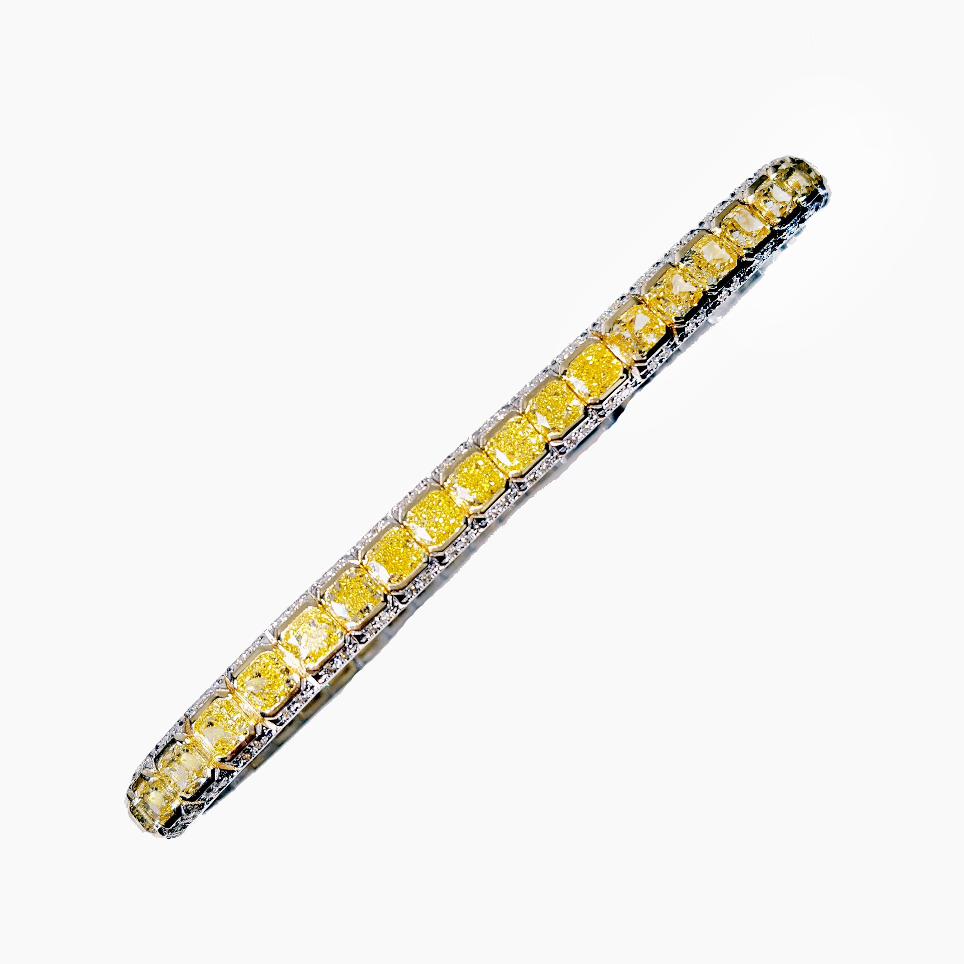 Women's Just Under 13 Carat Yellow and White Diamond Bracelet 18k White And Yellow Gold. For Sale