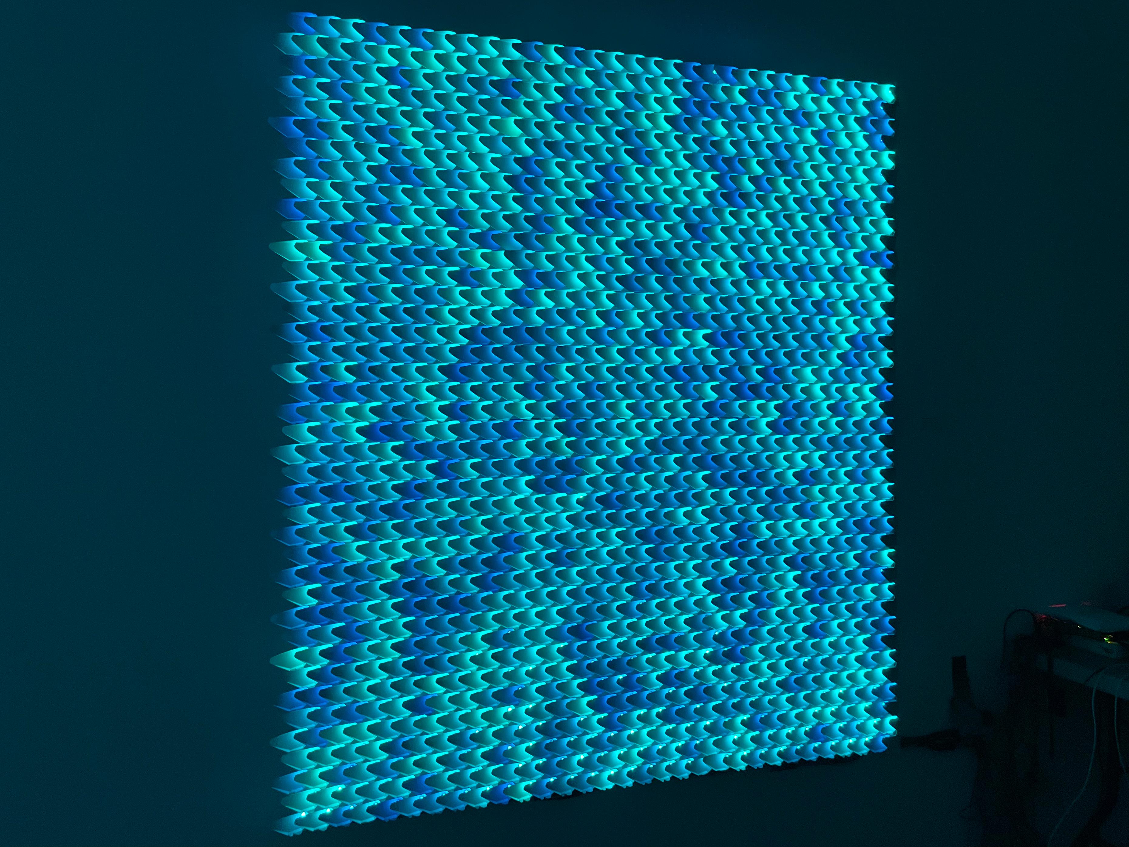 "Scaglie di drago" - Scultura di luce e video