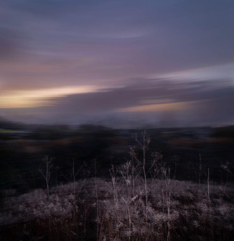 Justin Pumfrey  Landscape Photograph – Ham Land von Justin Pumfrey