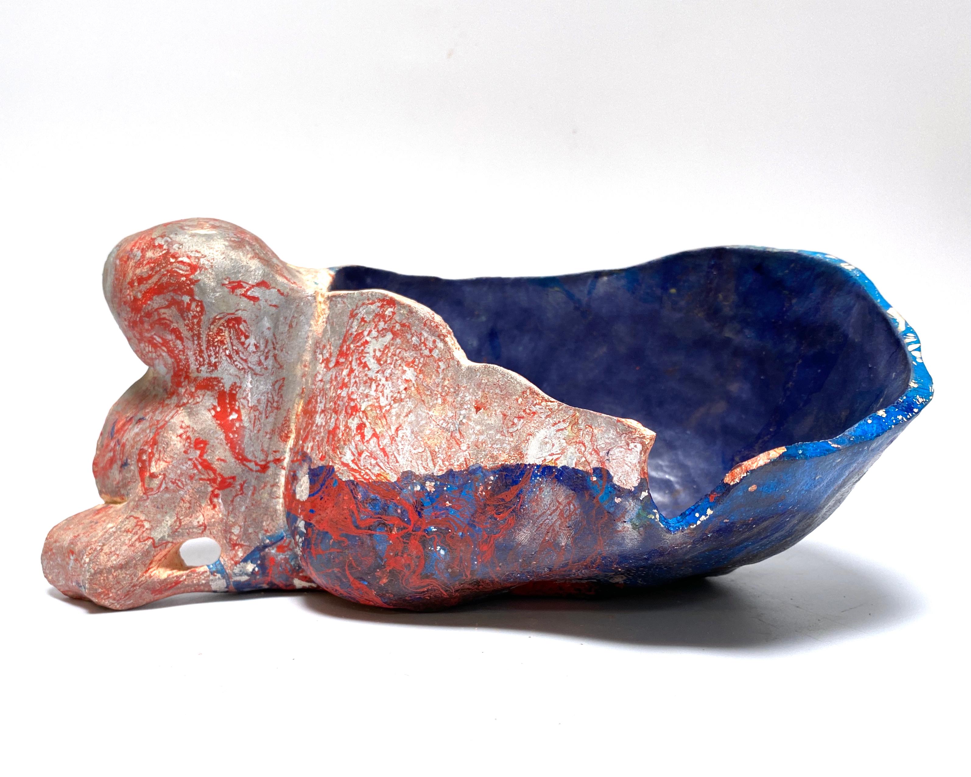 Justin Siegel, Sans titre (argent, rouge et bleu), Céramique, 2021 - Abstrait Sculpture par Justin Siegel 