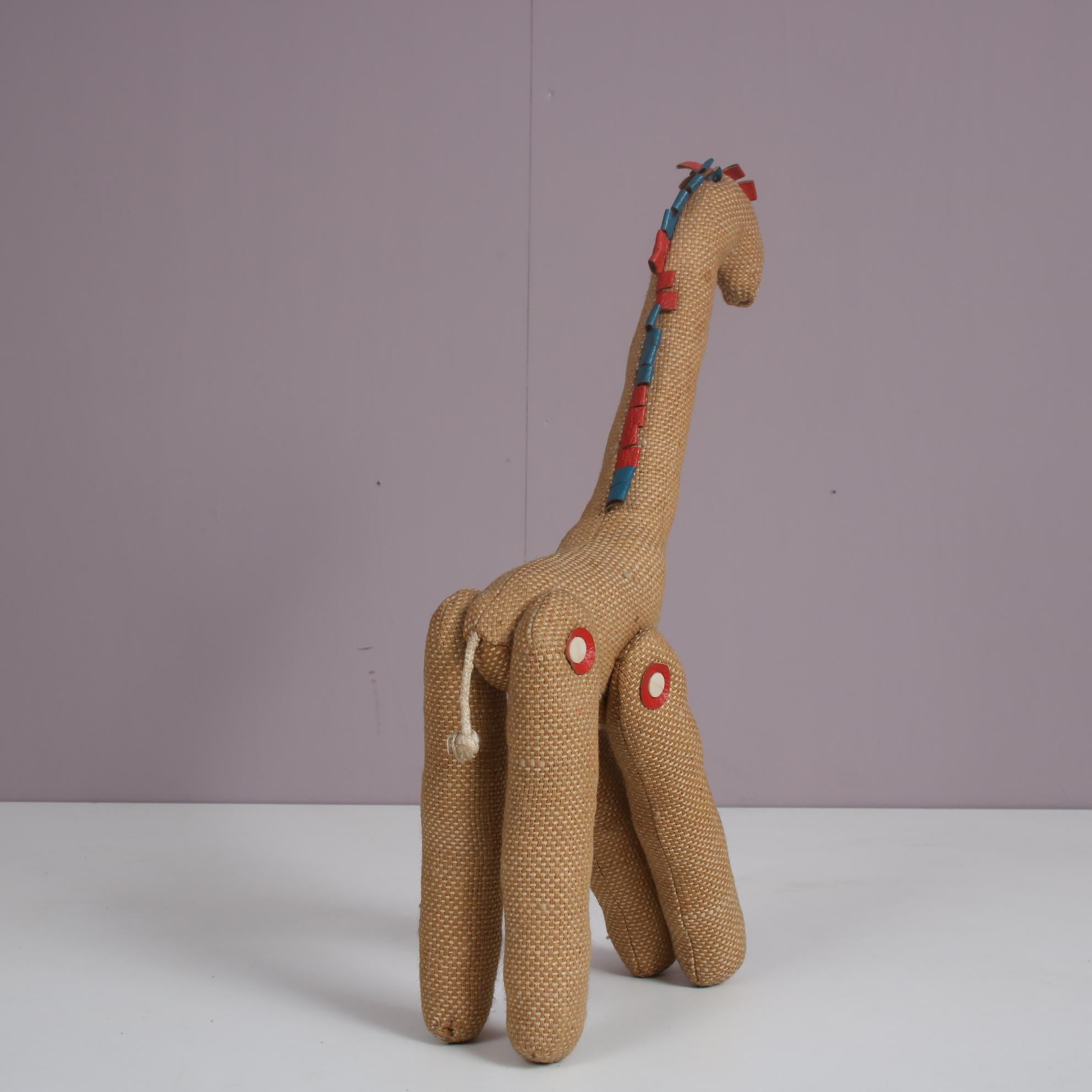 Jute and Leather Giraffe by Renate Müller for H. Josef Leven Kg, Germany 1960 For Sale 5
