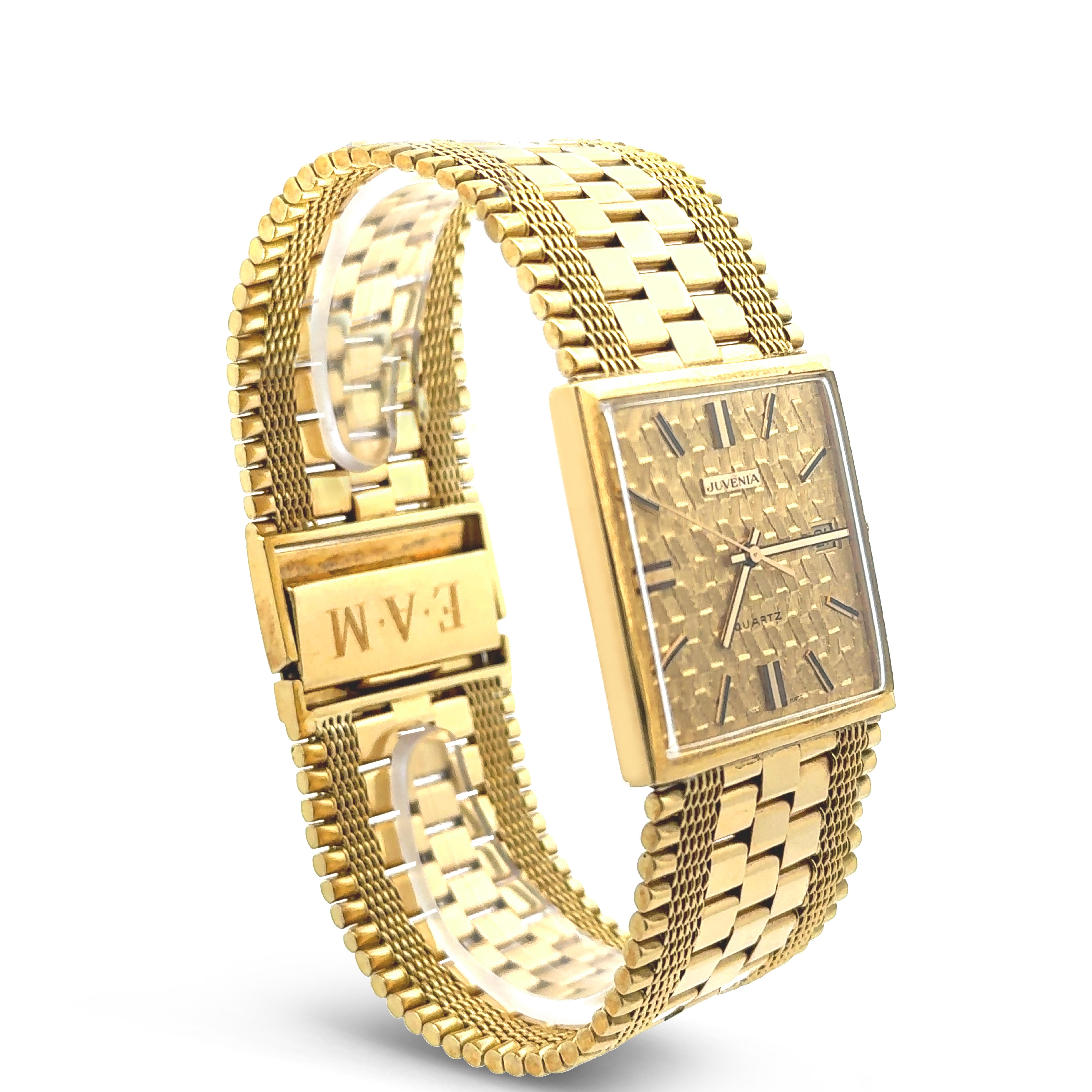 A fashionable unisex wristwatch created and signed by Juvenia, weighing 88.72 grams. Finely made with 18K yellow gold. Marked 18K, 0.750. 

8 inches in length

Engraved with initials E.A.M. Can be removed upon request. 
