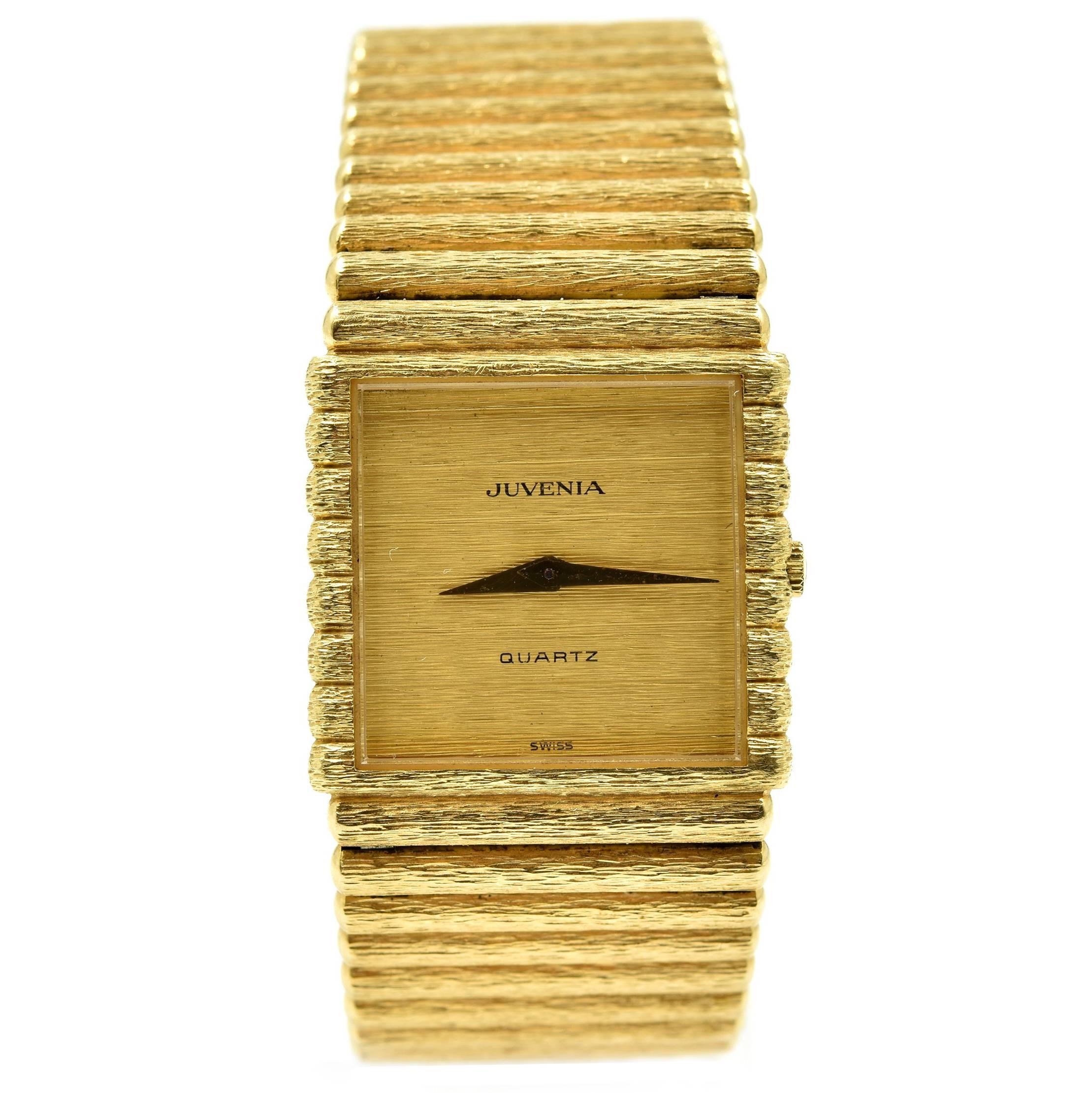 Juvenia yellow gold Bark Finish dial Bracelet Quartz Wristwatch 