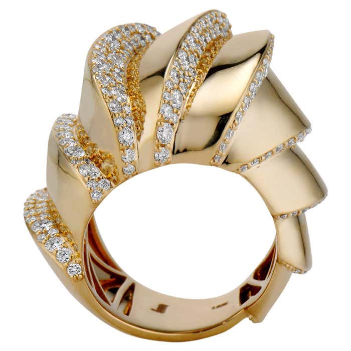 Cocktail Ringe Customizable 18 Karat Yellow Gold and Diamond Cocktail Ring For Sale at ...