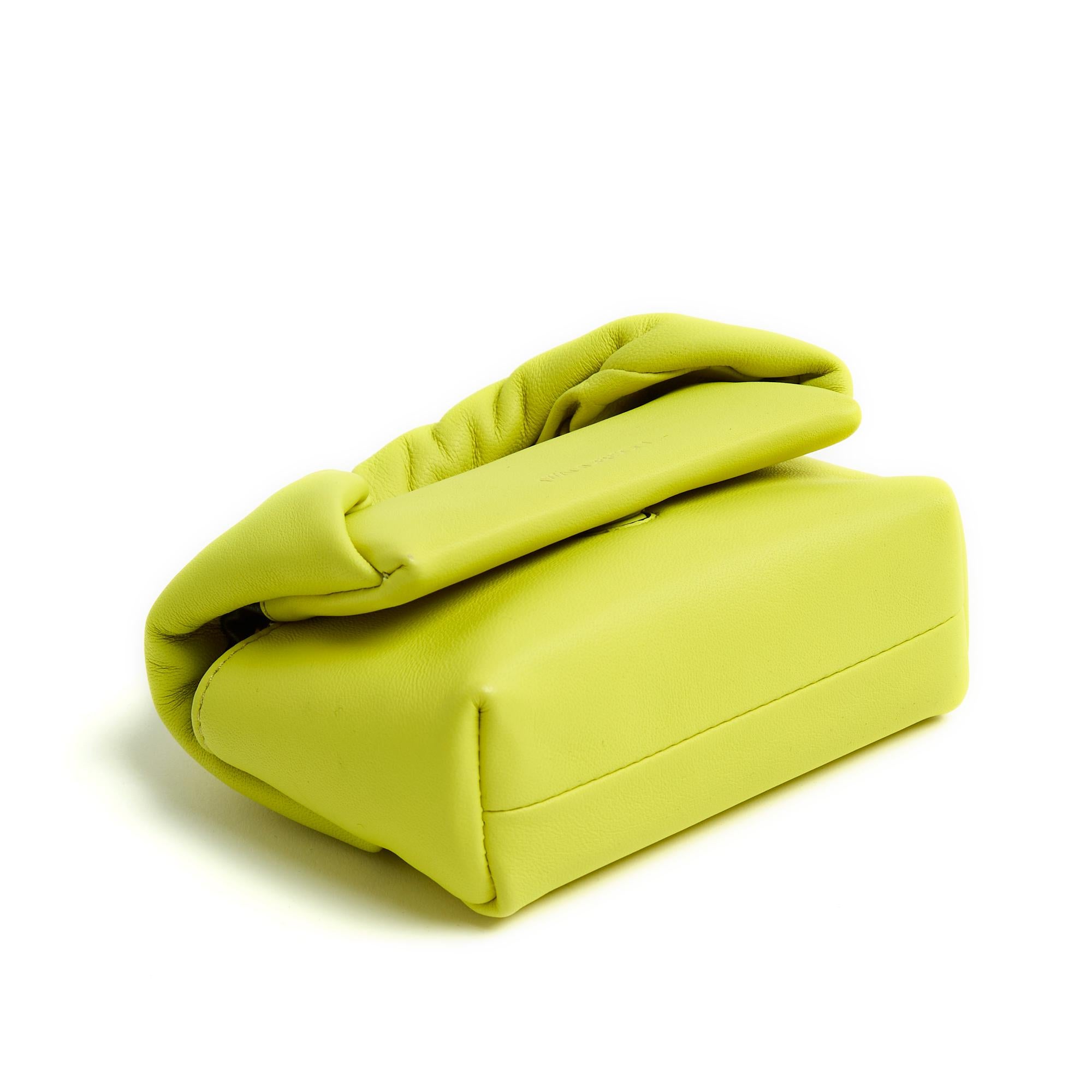 JW Anderson 2024 Sac Pochette mini Twister lime leather shoulder Bag Pouch NWT In New Condition In PARIS, FR