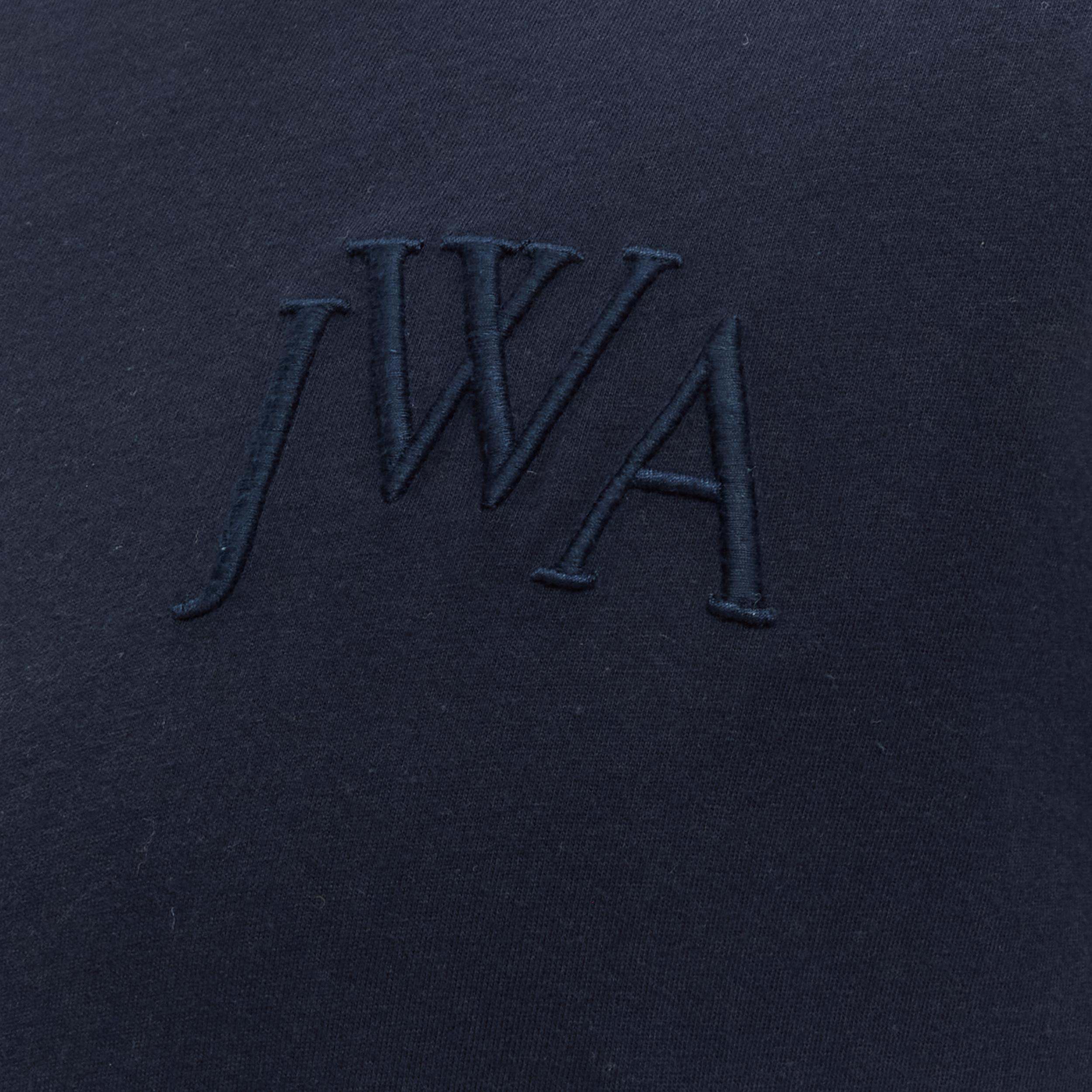 JW Anderson JWA Logo besticktes marineblaues T-Shirt aus Baumwolle mit Krawattenärmeln S im Angebot 2