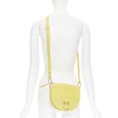 JW ANDERSON Latch Gelbgold Pierce Ring Crossbody Satteltasche