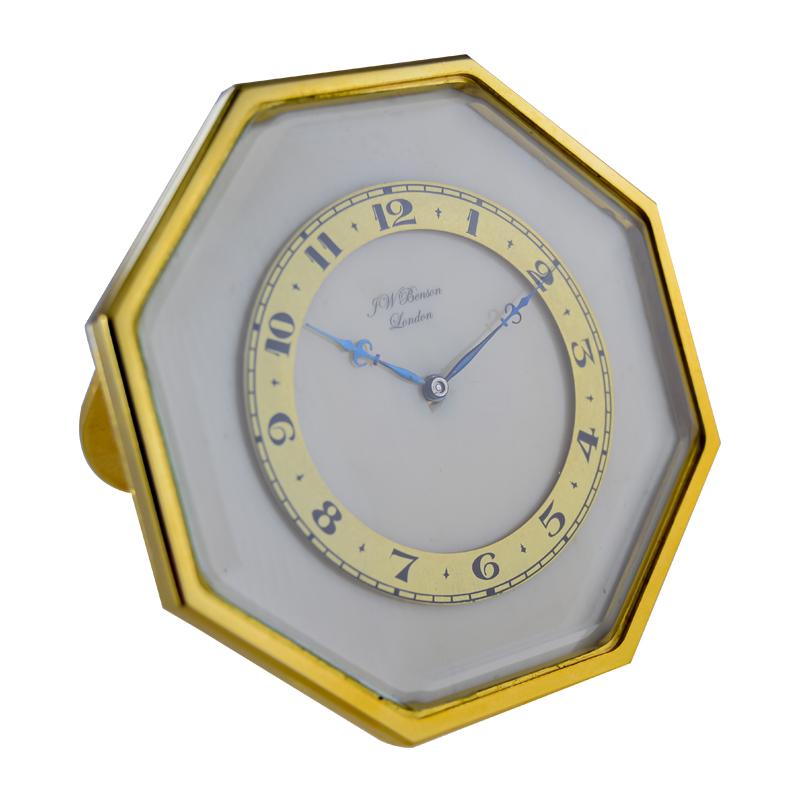 J.W. Benson vergoldete Art Deco Uhr mit handgemaltem Ziffernblatt, ca. 1920er Jahre (Art déco) im Angebot