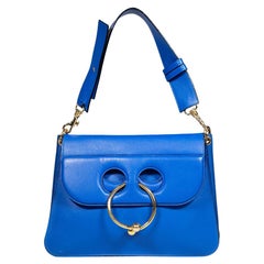 Borsa a tracolla regolabile in pelle blu di J.W.Anderson