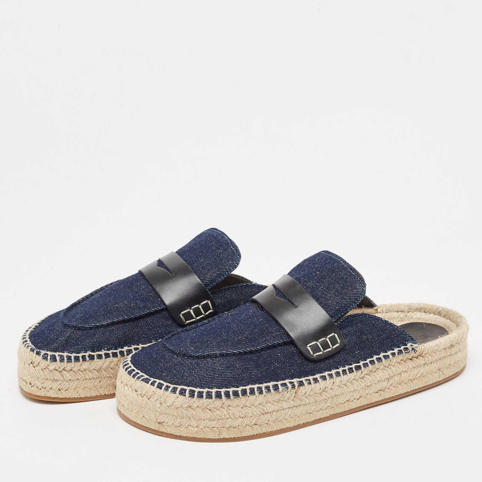 J.W.Anderson Navy Blue Denim Espadrille Flat Mules Size 42 In Excellent Condition In Dubai, Al Qouz 2