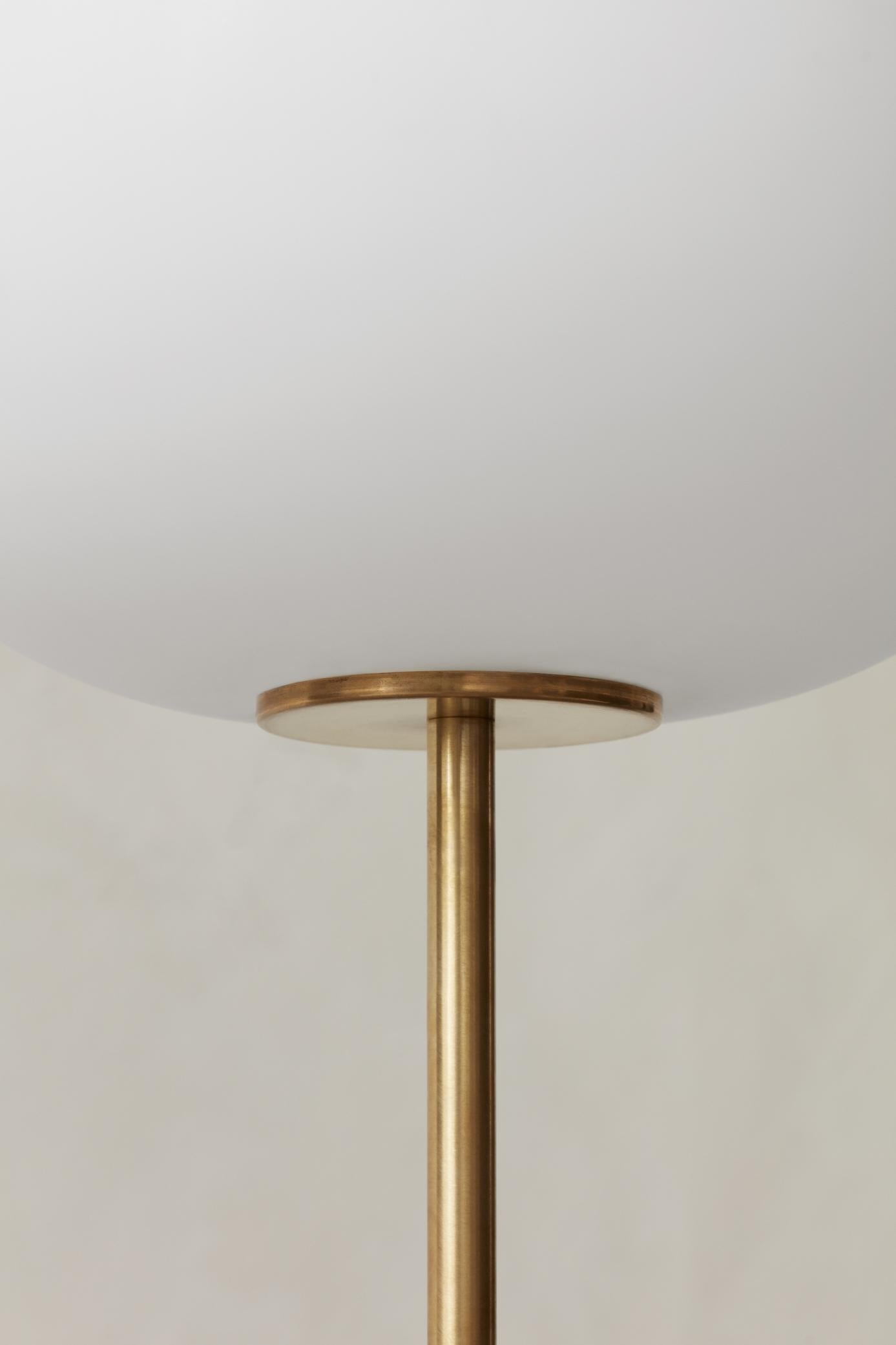 Lampada da terra JWDA, Travertino / Ottone spazzolato, di Jonas Wagell per Audo in vendita 3