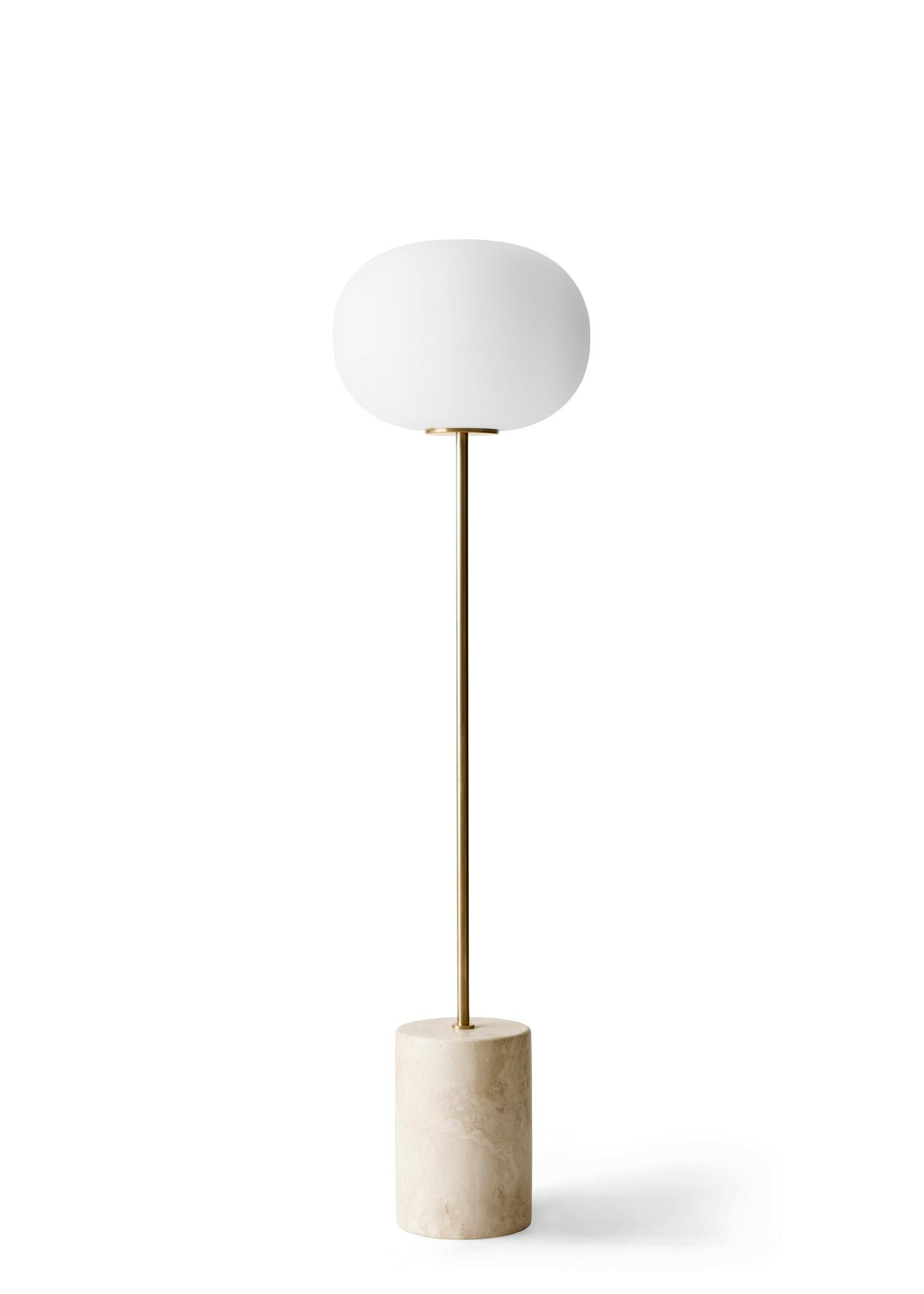 XXI secolo e contemporaneo Lampada da terra JWDA, Travertino / Ottone spazzolato, di Jonas Wagell per Audo in vendita