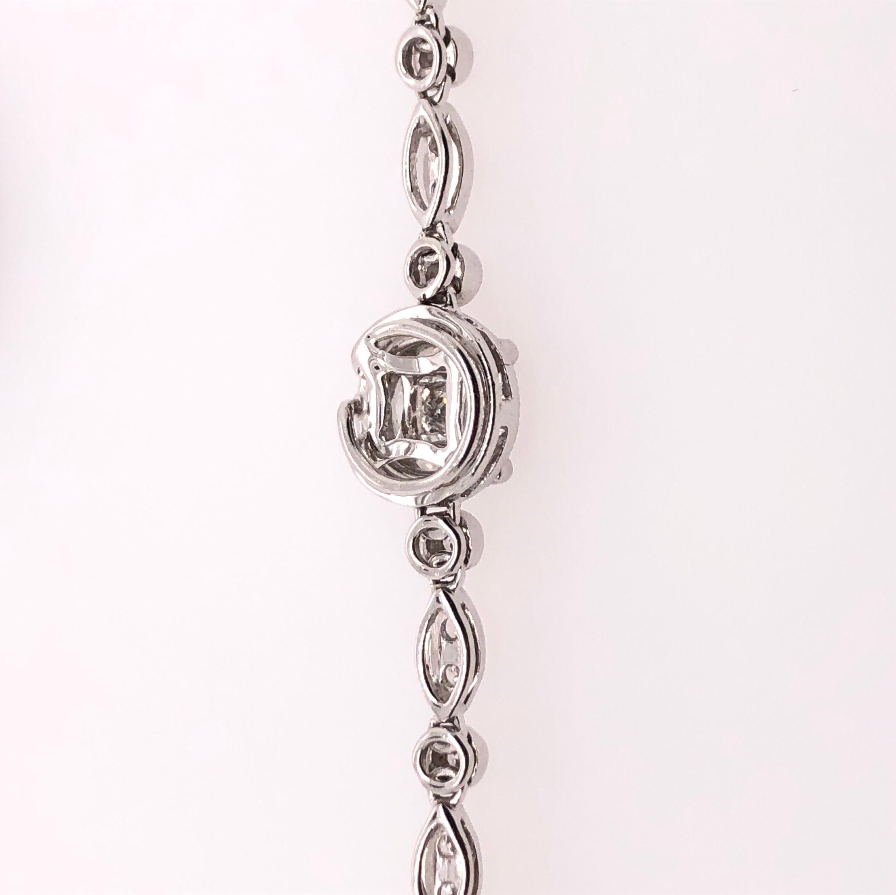 Modern Jye's International White Gold Diamond Necklace