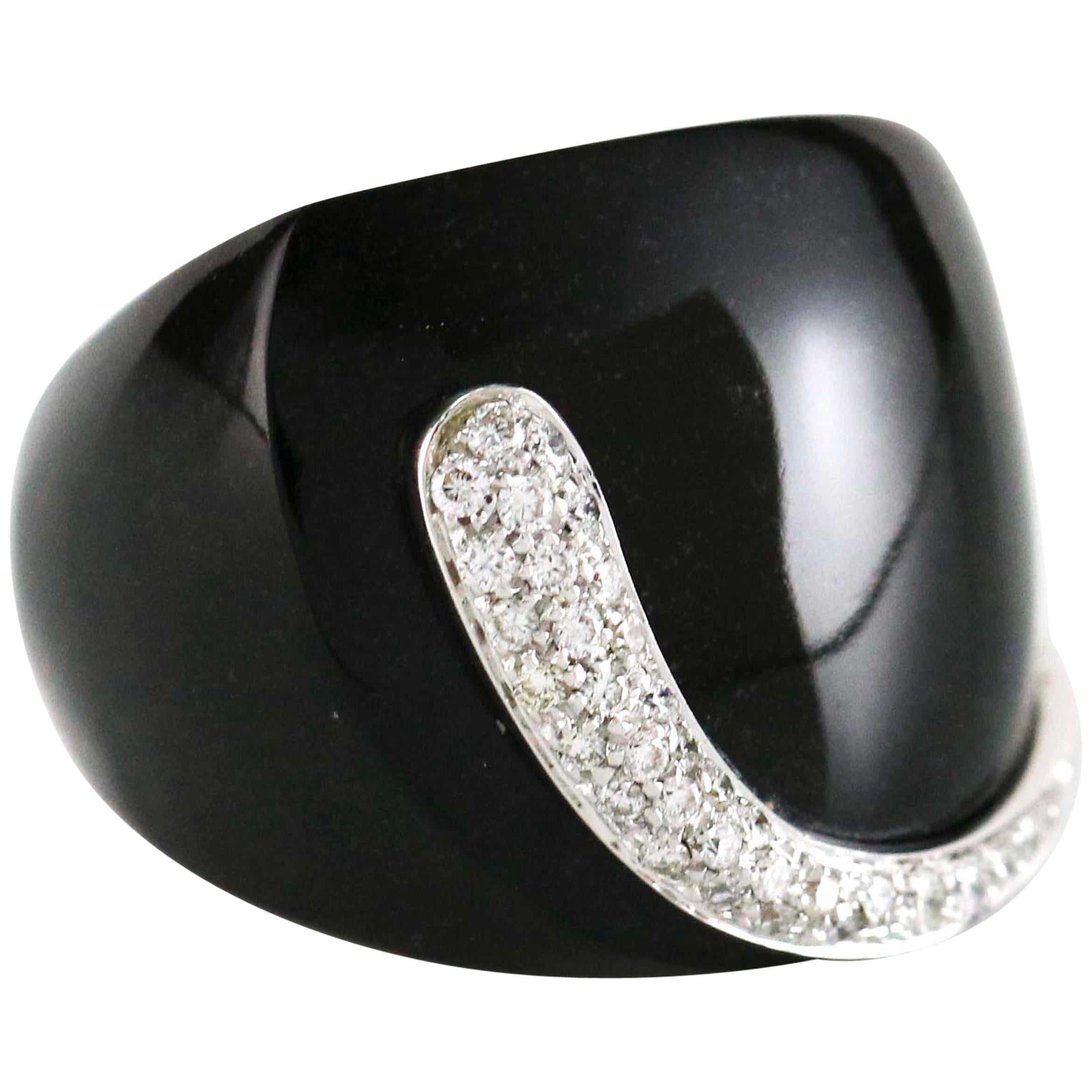 K Di Kuore Ebony 18 Karat White Gold Diamond Cocktail Ring For Sale