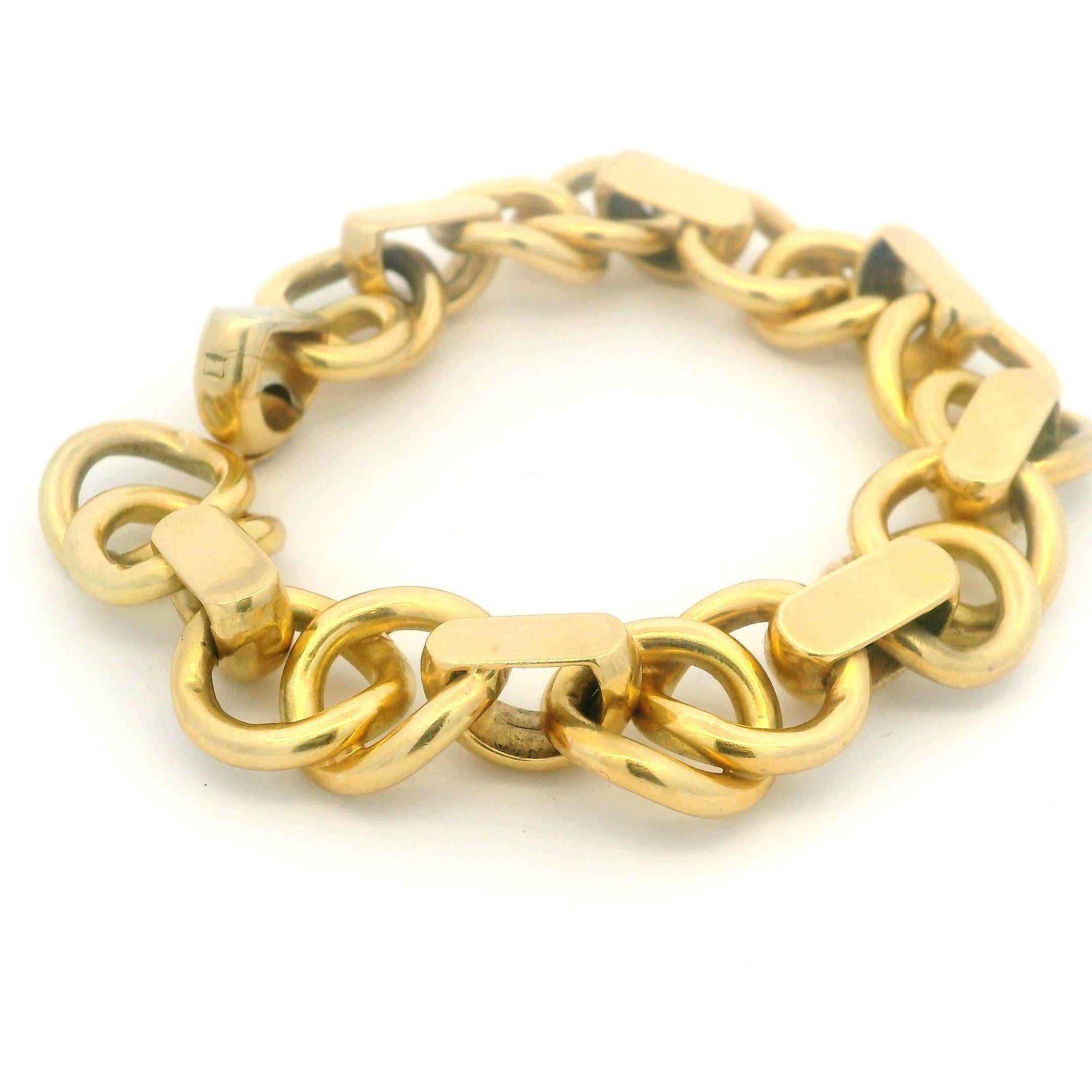 K di Kuore - Bracciale scultoreo a maglie in oro giallo 18 carati, Contemporary Design in vendita 4